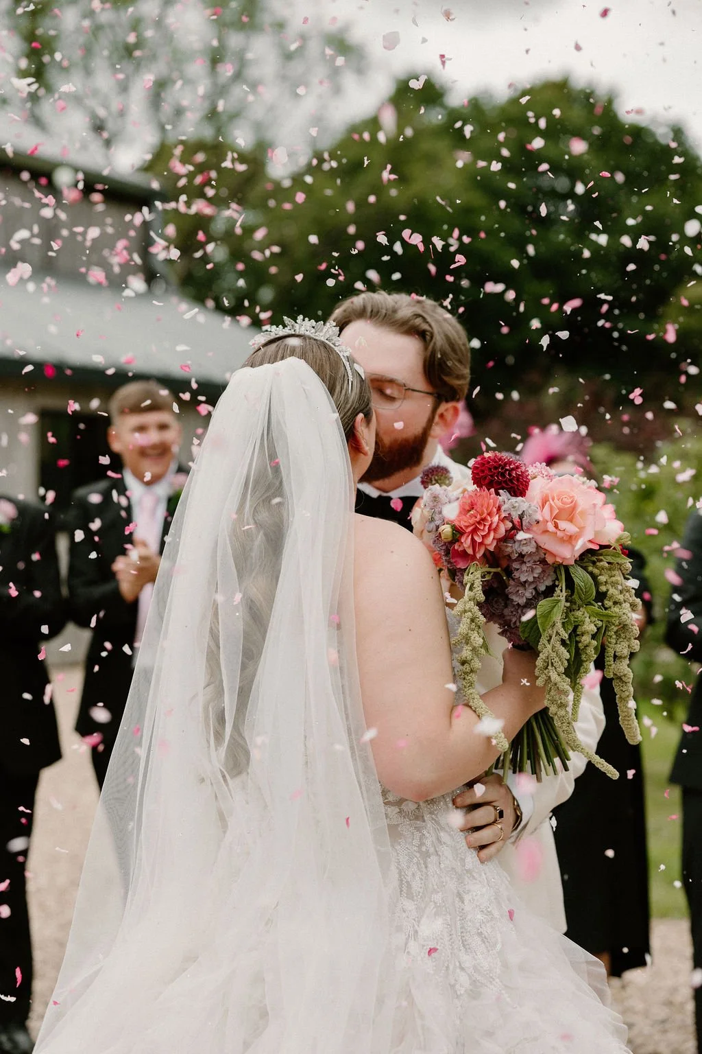 HiddenRiverBarn-AmyLouPhotography-Jessica&Oliver-698.jpg