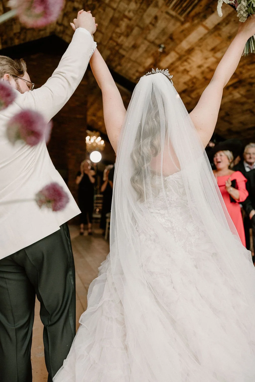 HiddenRiverBarn-AmyLouPhotography-Jessica&Oliver-669.jpg