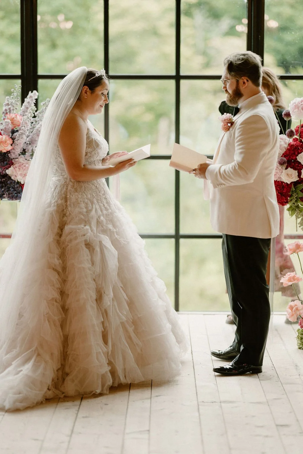 HiddenRiverBarn-AmyLouPhotography-Jessica&Oliver-532.jpg