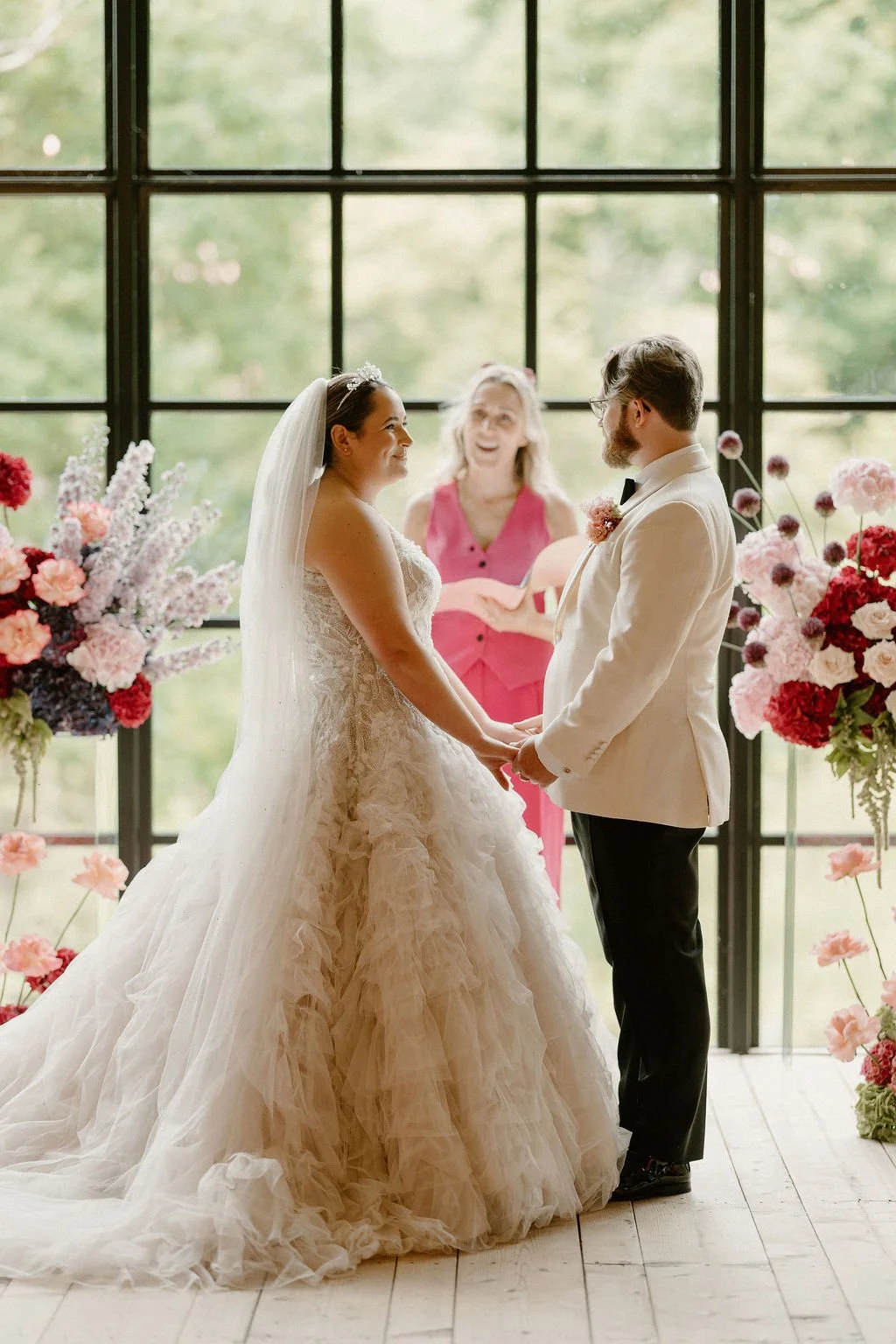 HiddenRiverBarn-AmyLouPhotography-Jessica&Oliver-468.jpg