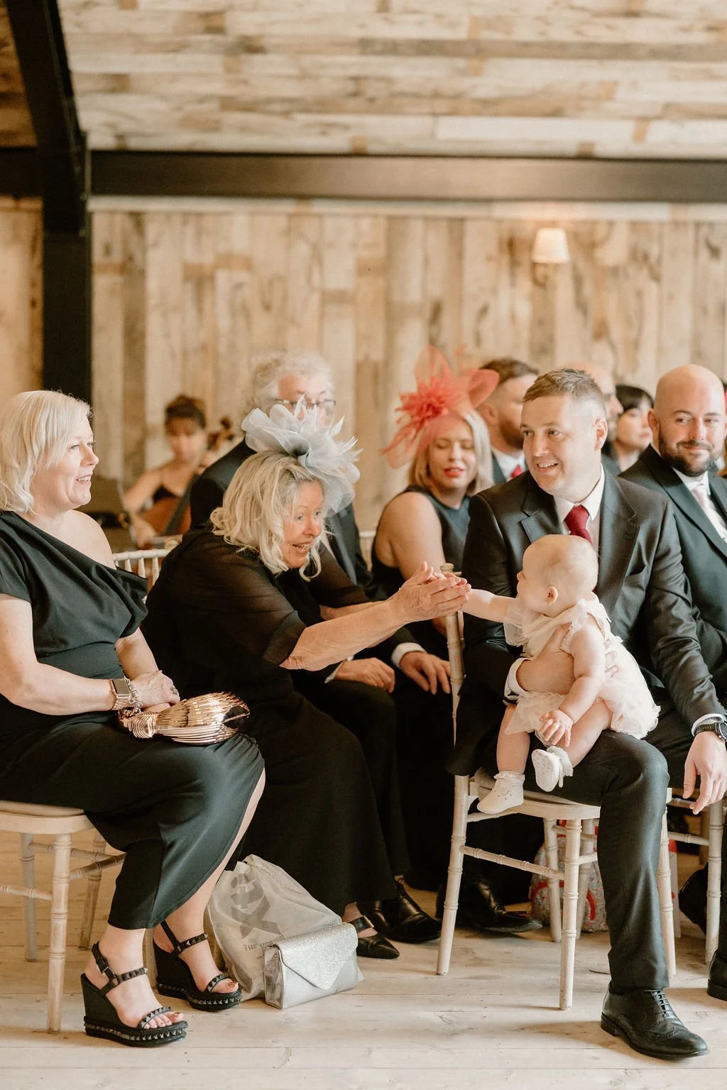 HiddenRiverBarn-AmyLouPhotography-Jessica&Oliver-321.jpg