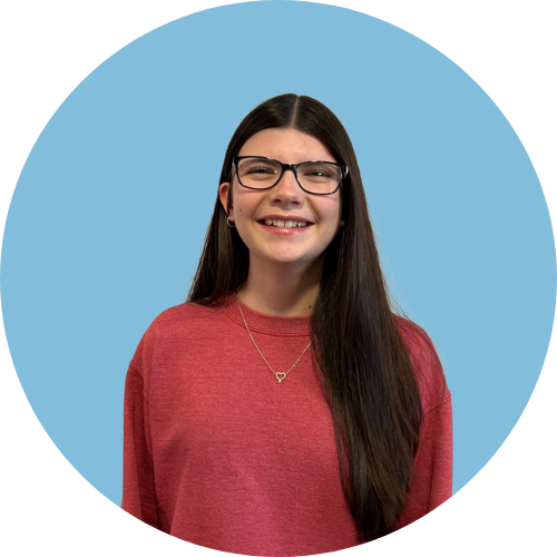 Headshot of Eden Neves, an Instructor at Yellow Brick Music