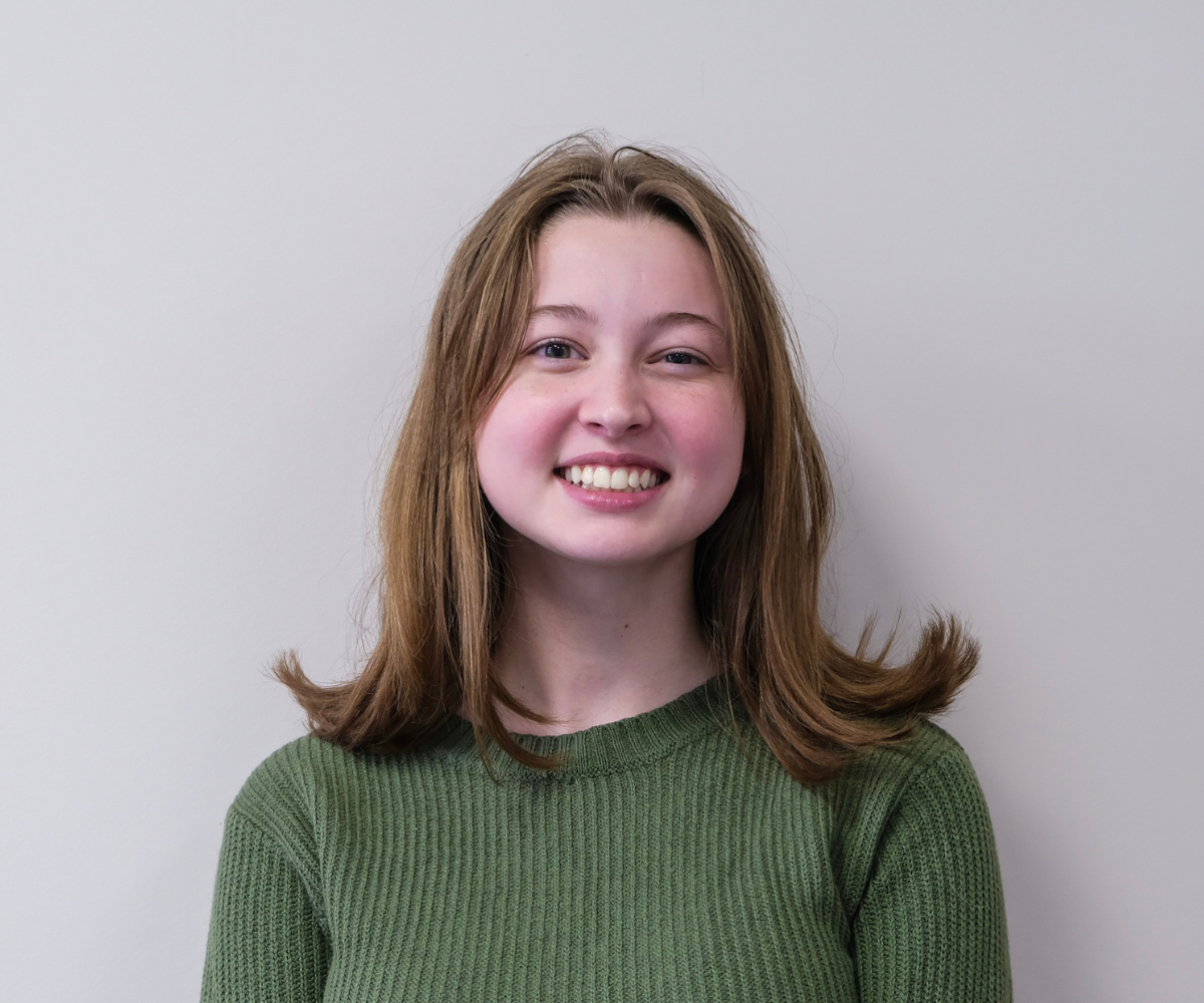 Headshot of Claire MacGillivary, an Instructor at Yellow Brick Music