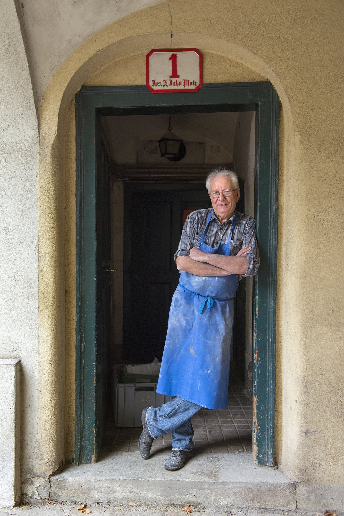 J. & L. Lobmeyr atelier, Austria, for EnROUTE/AIR CANADA