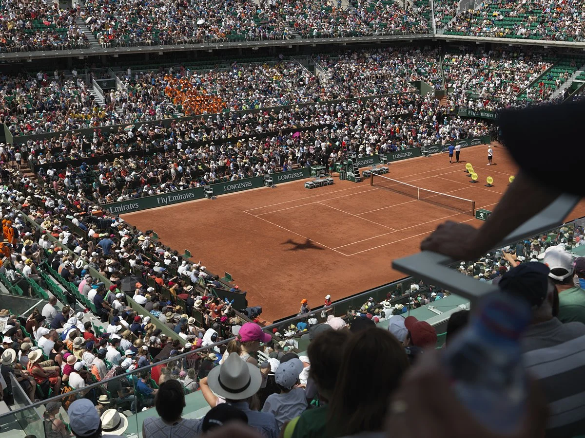 "Attraction", for the Roland-Garros 2017 Tennis French Open, Official artist book