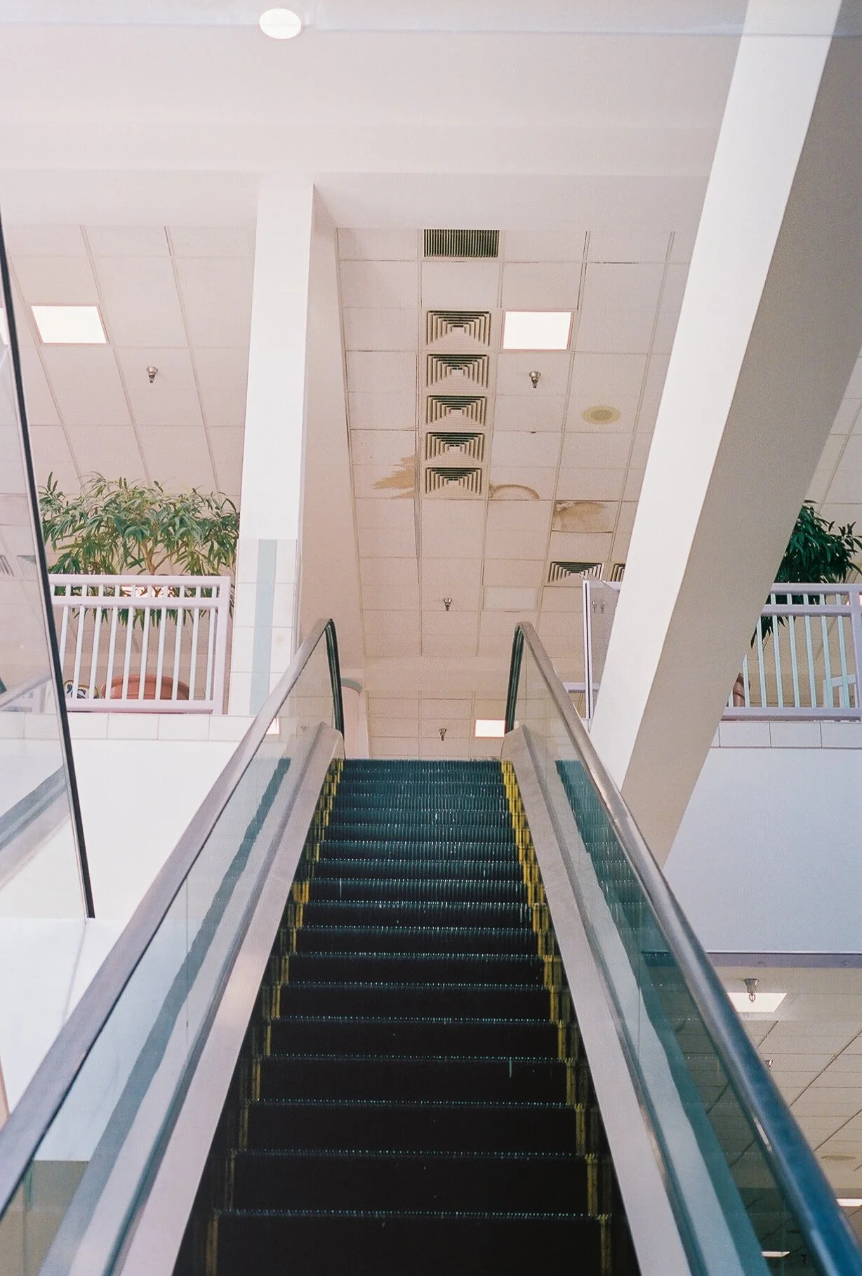 3880090_3880090-R1-053-25.jpg