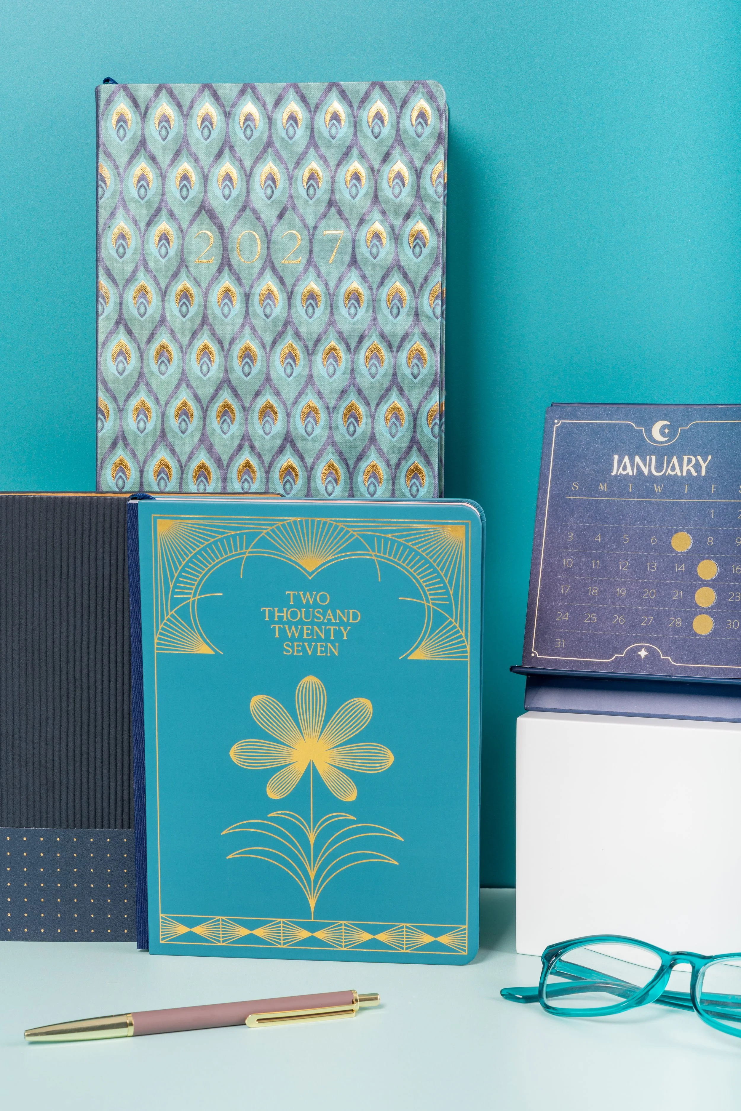 Non-Licensed Dated_25.jpg