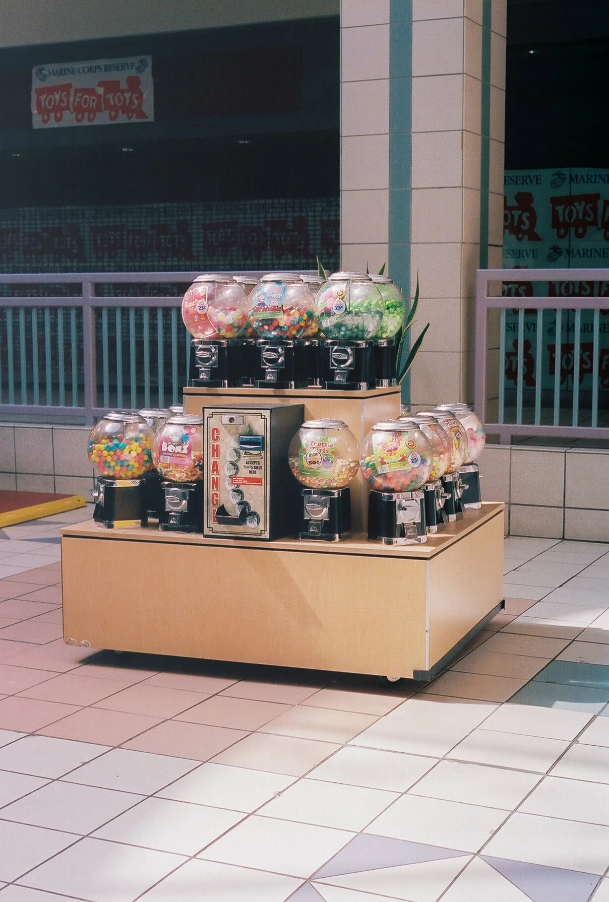 3880090_3880090-R1-043-20.jpg