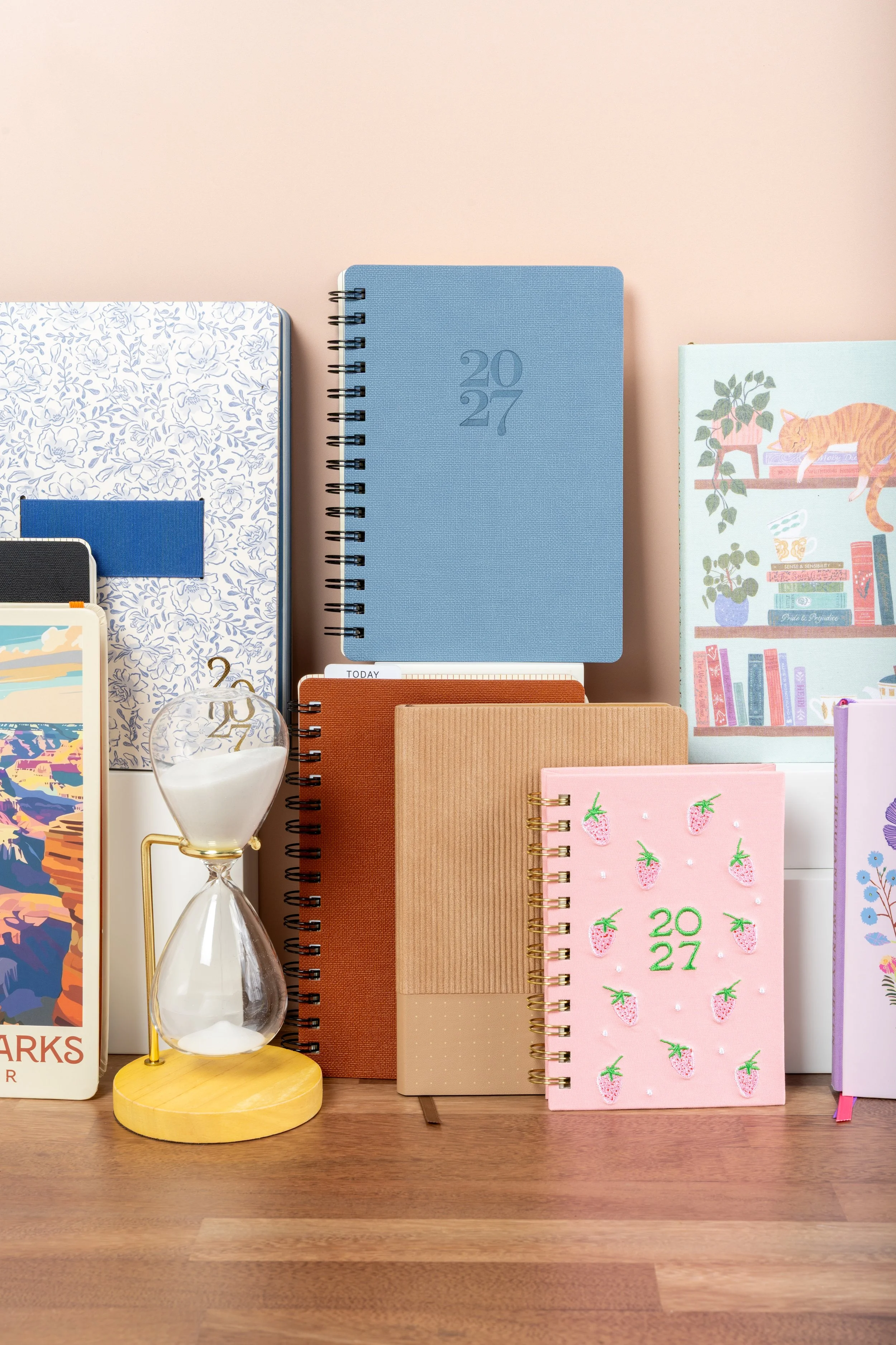 Non-Licensed Dated_28.jpg