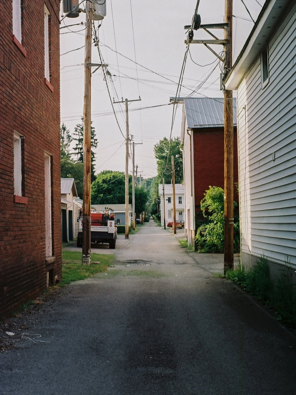 3882220_3882220-R1-035-16.jpg