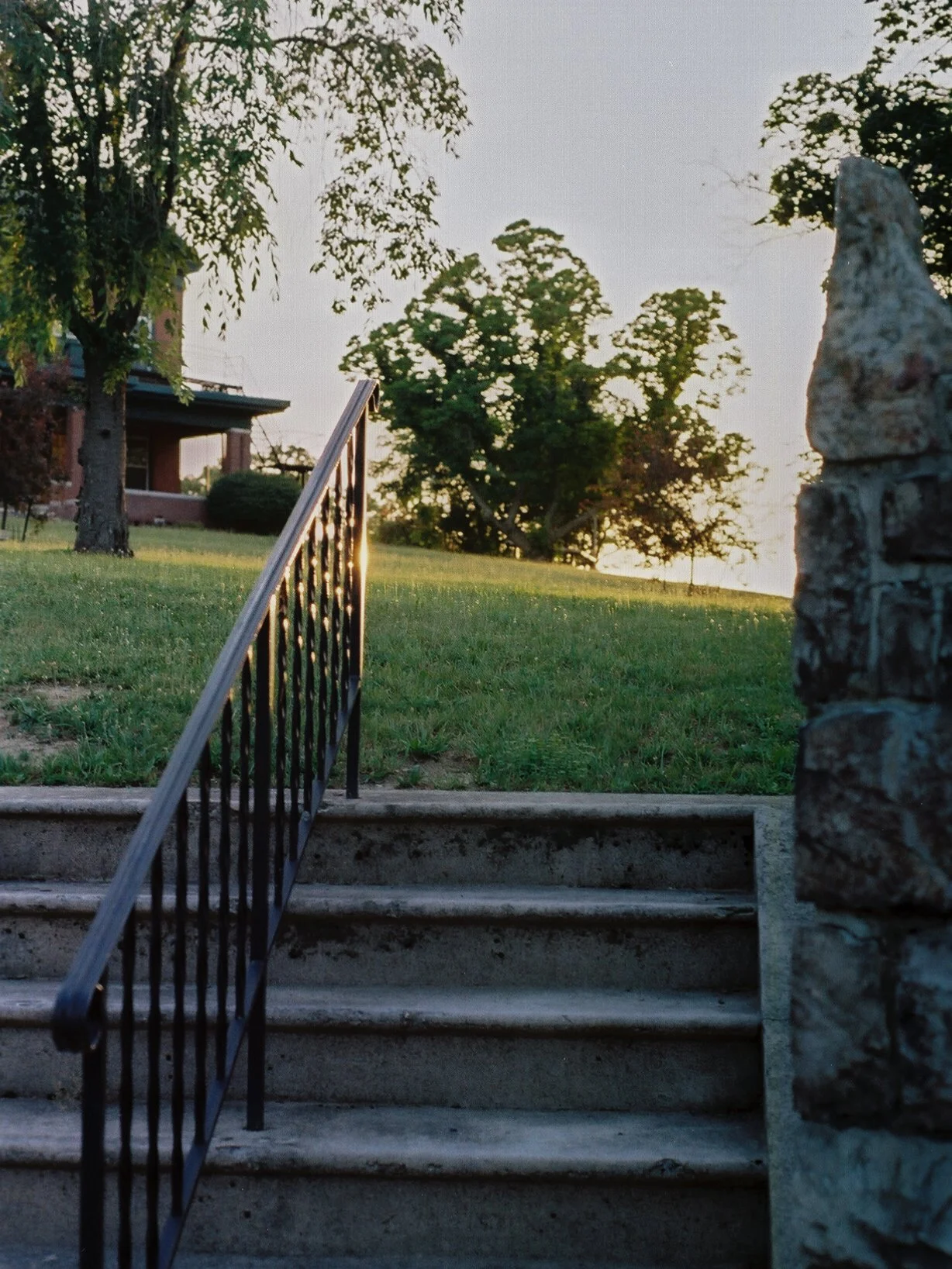 3882220_3882220-R1-077-37.jpg