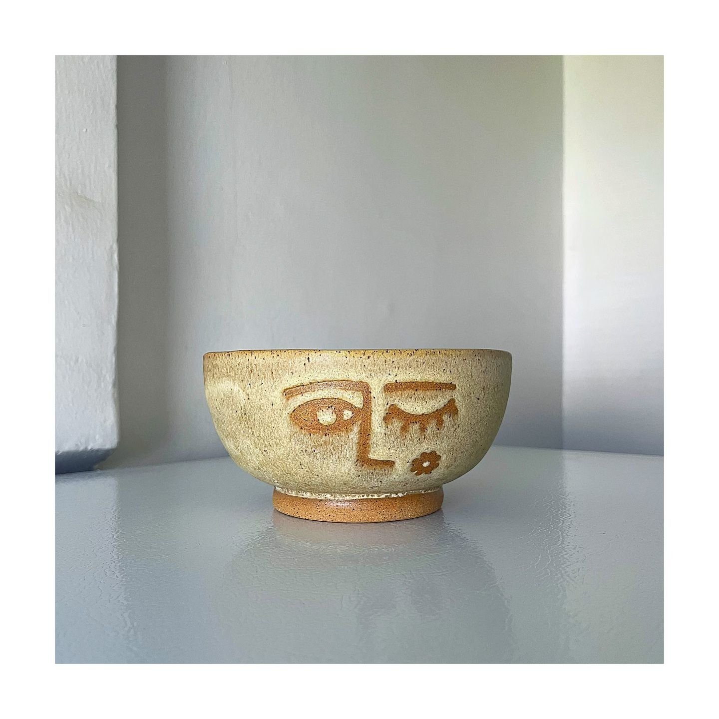 Experimenting with layering glazes. The double layer of glazes caused some of the details the get runny, but I don&rsquo;t mind it.
.
.
.
#bowlcutceramics #clay #ceramics #ceramicart #contemporaryceramics #kilnfolk #potteryforall #handmadeceramics #p