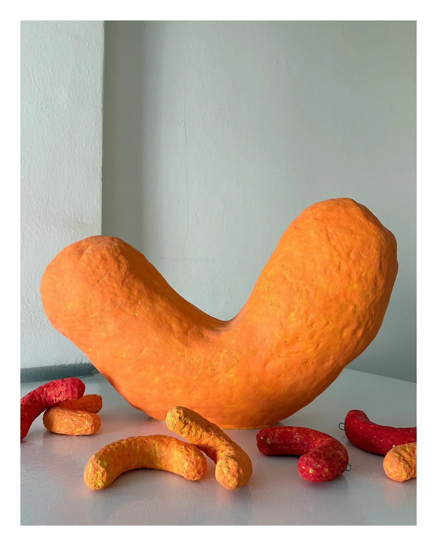 Just me and my big Cheeto. Or ceramic puffed corn cheese snack for trademark reasons. 
.
.
.
#bowlcutceramics #clay #ceramics #ceramicart #contemporaryceramics #kilnfolk #potteryforall #handmadeceramics #pottersofinstagram #pottery #handmade #craft #
