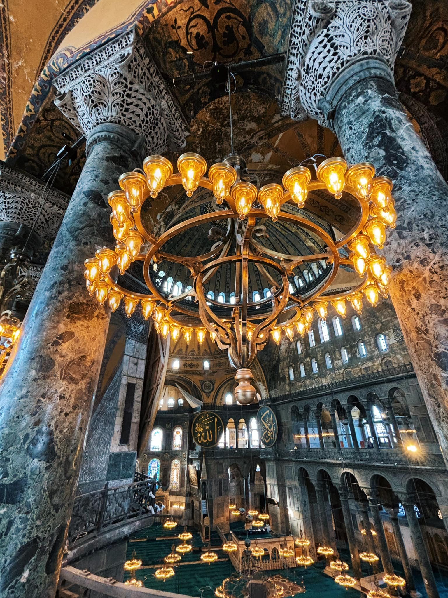 Step Back in Time: Exploring Hagia Sophia, Topkapi Palace, Blue Mosque, and Istanbul's Historic Wonders in 8 Hours