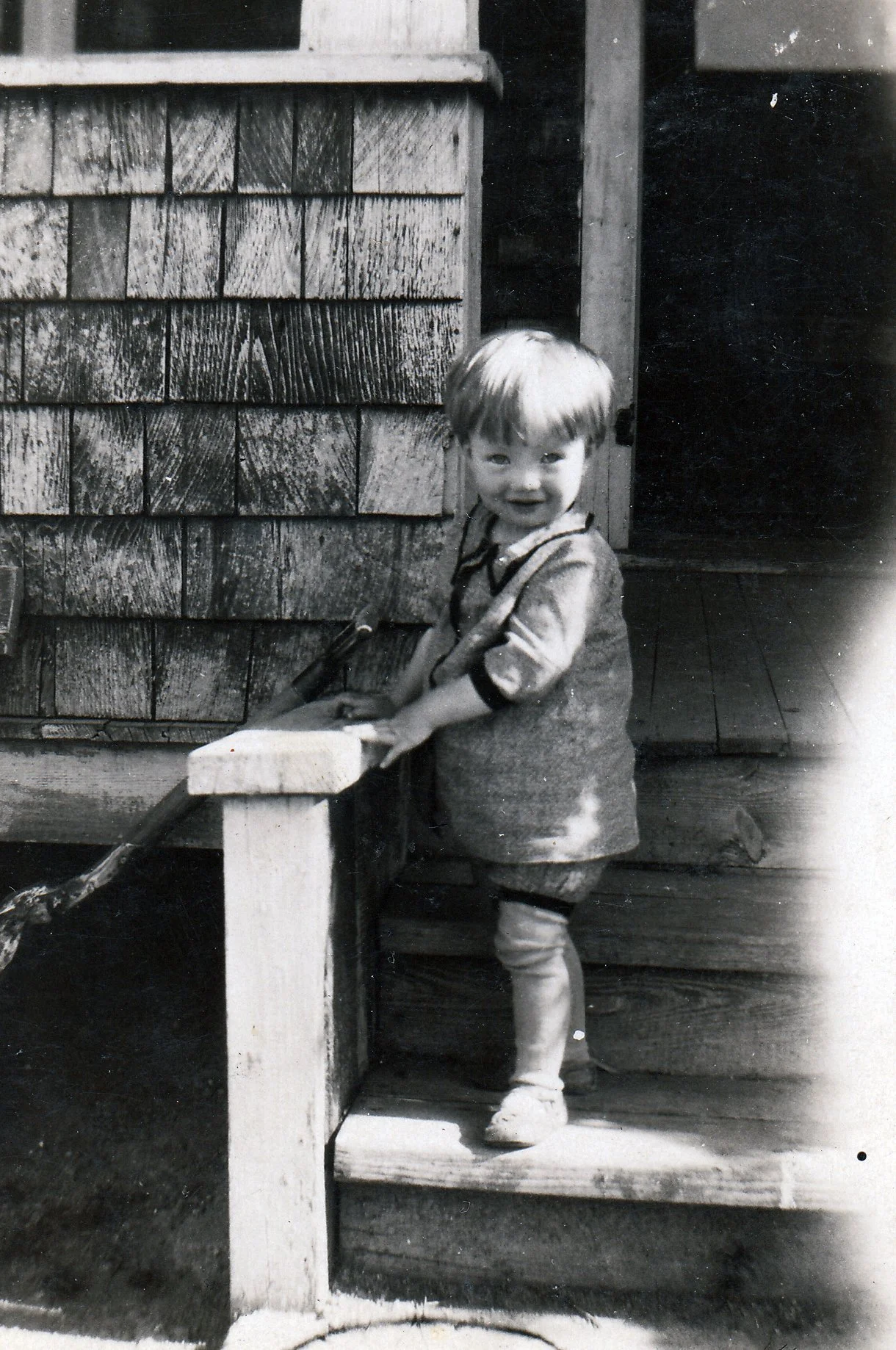 1928 Guy John Barnhart Wanda Ardith Alethea copy.jpg
