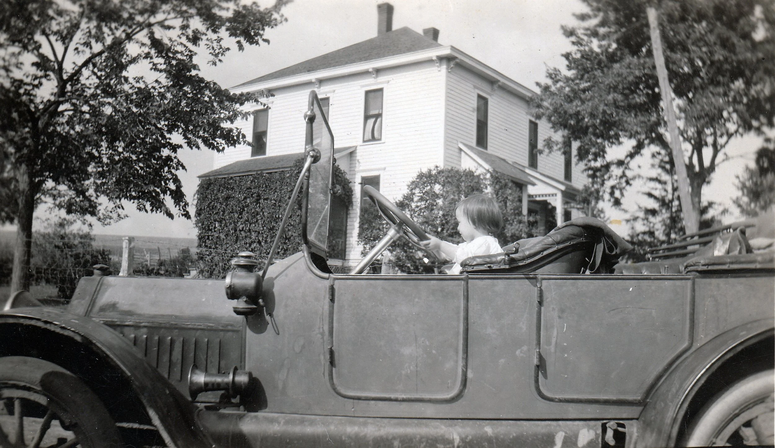 55 Wanda 1918 copy.jpg