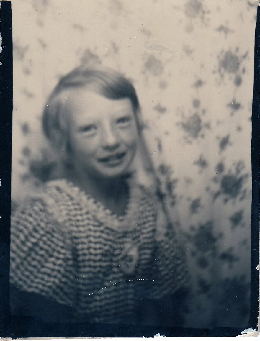 76e 1934 copy.jpg