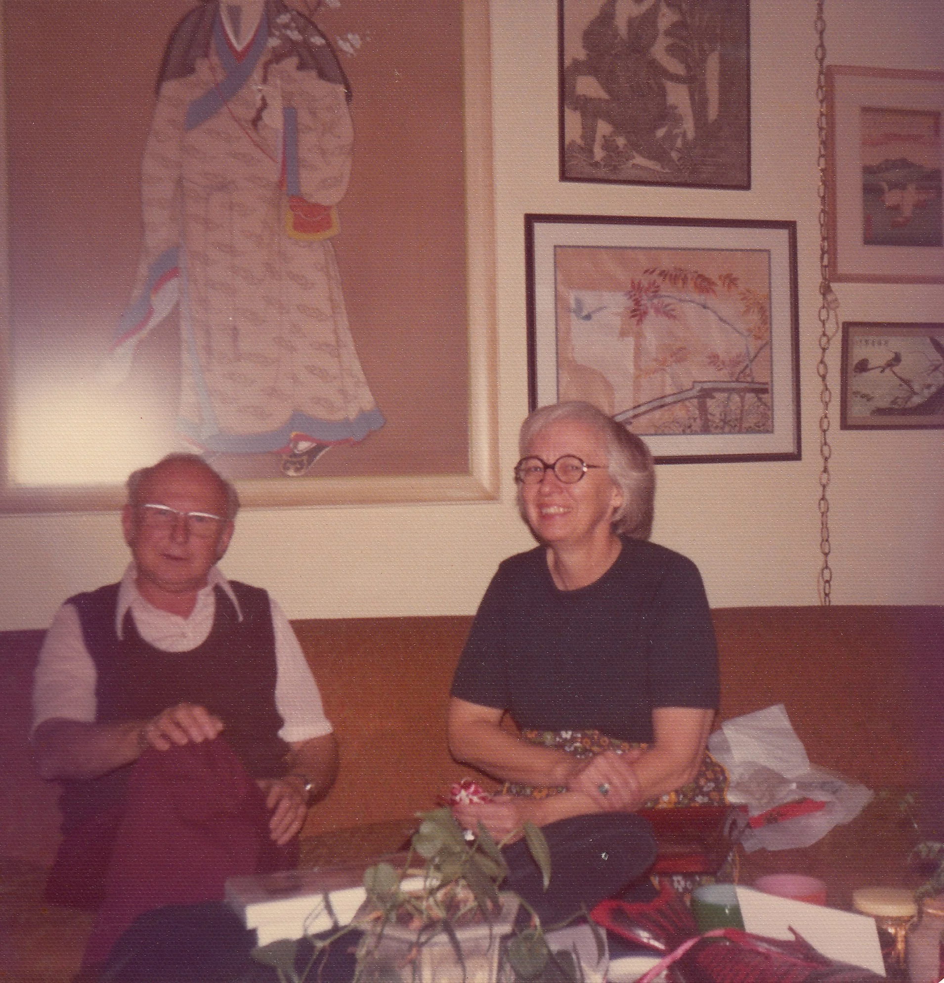 1975 John Alethea Christmas copy.jpg