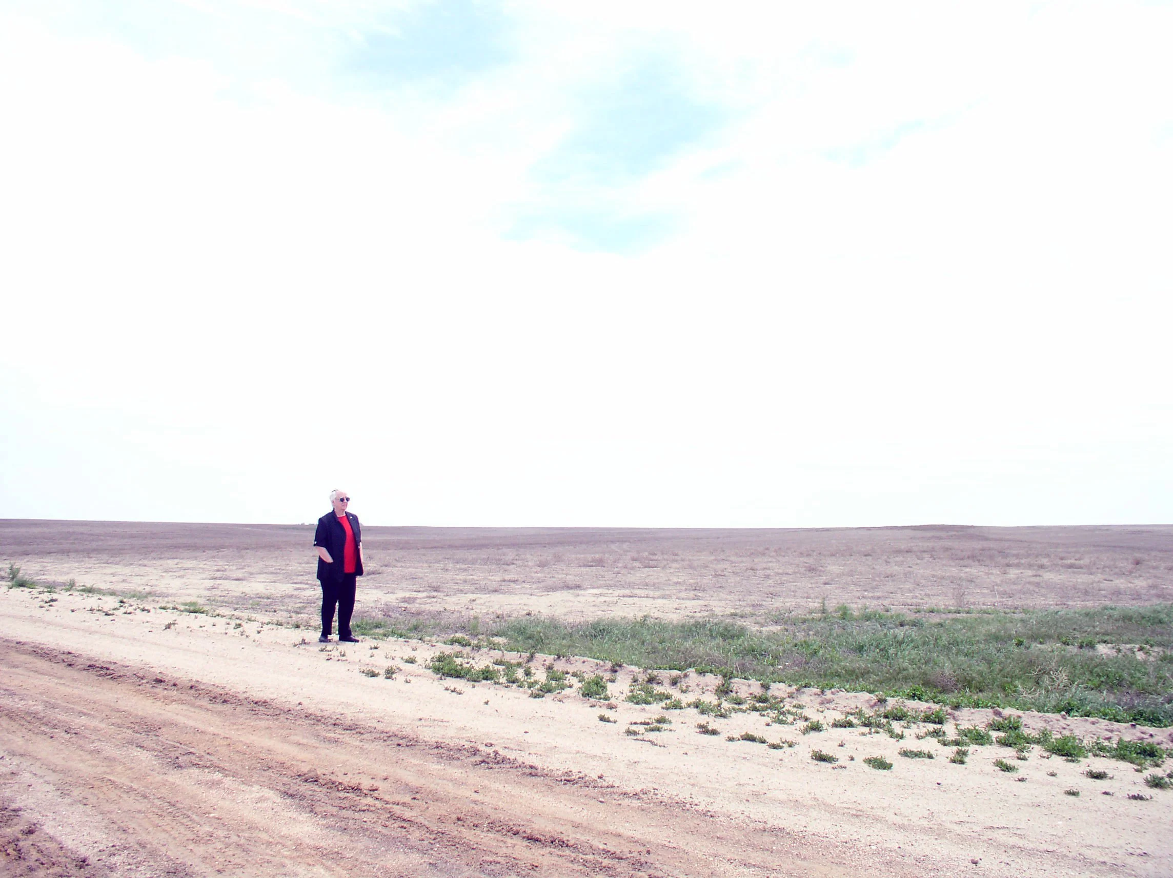 3 Girls on the Road  82.JPG