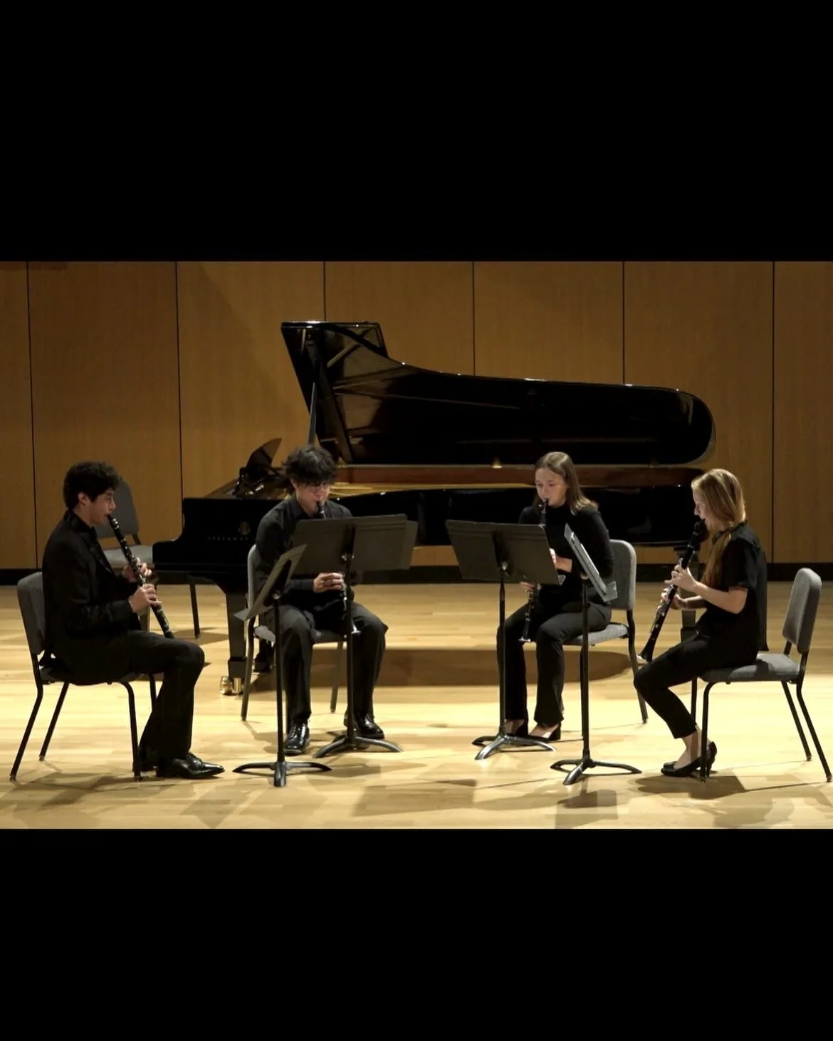 🤩🤩🤩 SEMESTER RECAP 🤩🤩🤩

-movement 1 of &ldquo;Adjustments&rdquo; for Clarinet Quartet made it to the stage as part of my @blaircompforum DEBUT 😍🥰😘
-completed &ldquo;dark, and dreary&rdquo; for solo oboe&hellip; set to premiere later next sem