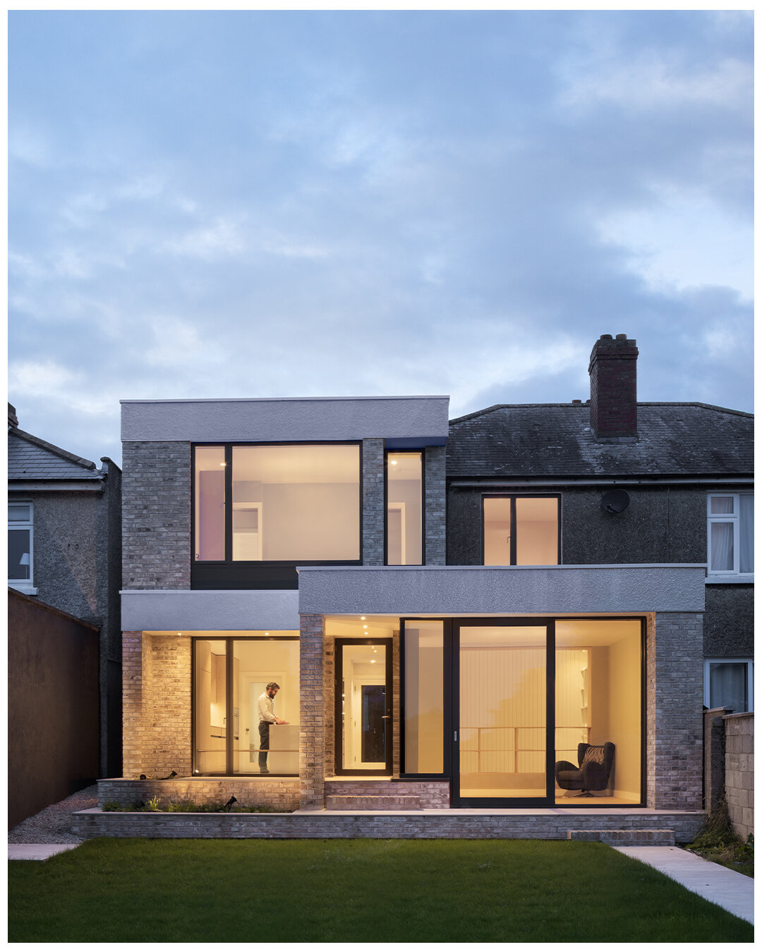 Seafield Avenue extension renovation
designed by @foleyandcrowleyarchitects . Contractor @clanforceltd 

#architecturephotograpy #irisharchitecture #archlovers
#architecture