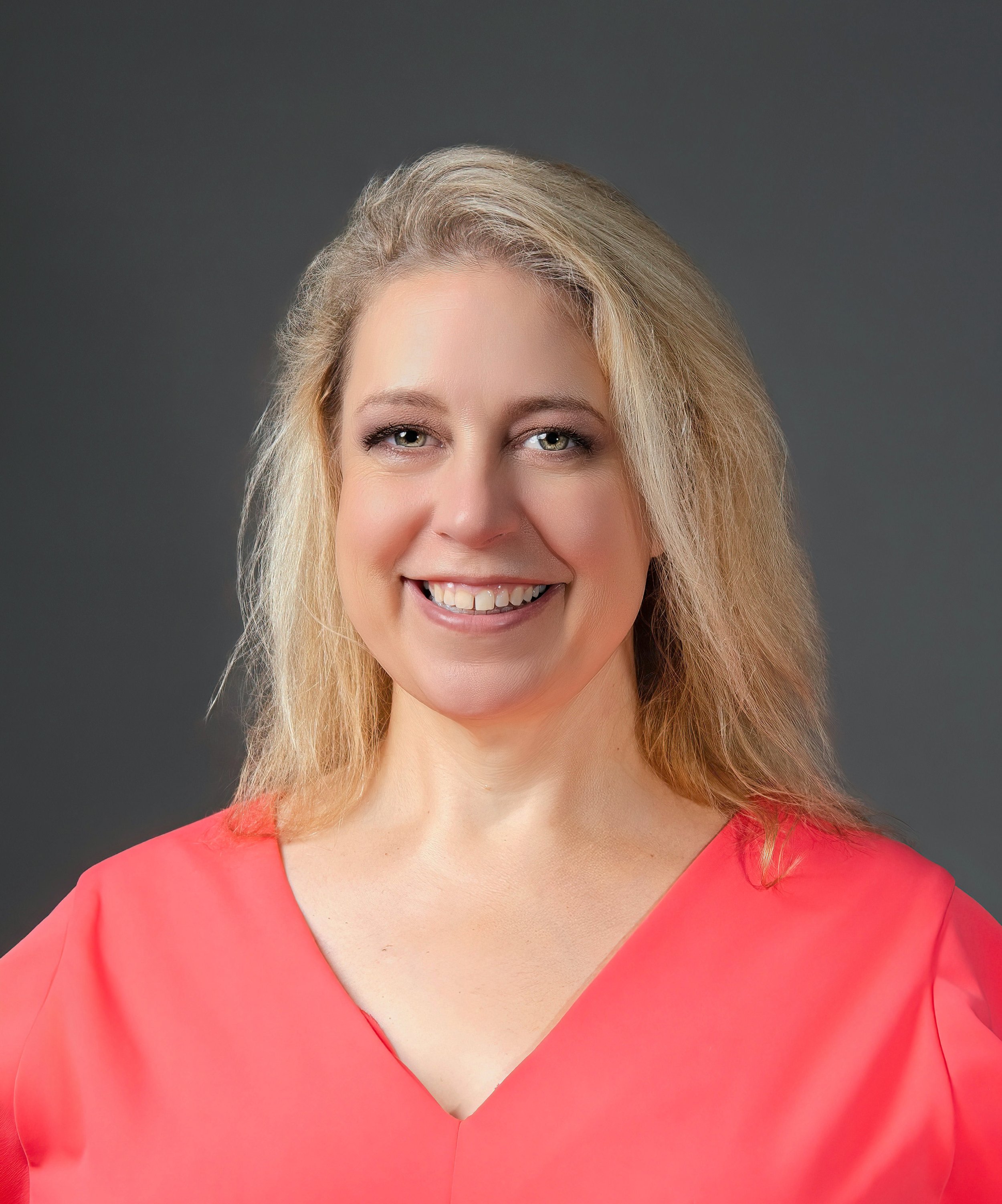 Biz Kellam, Hawaii Headshot Portrait Photographer, photographs professional Oanu women