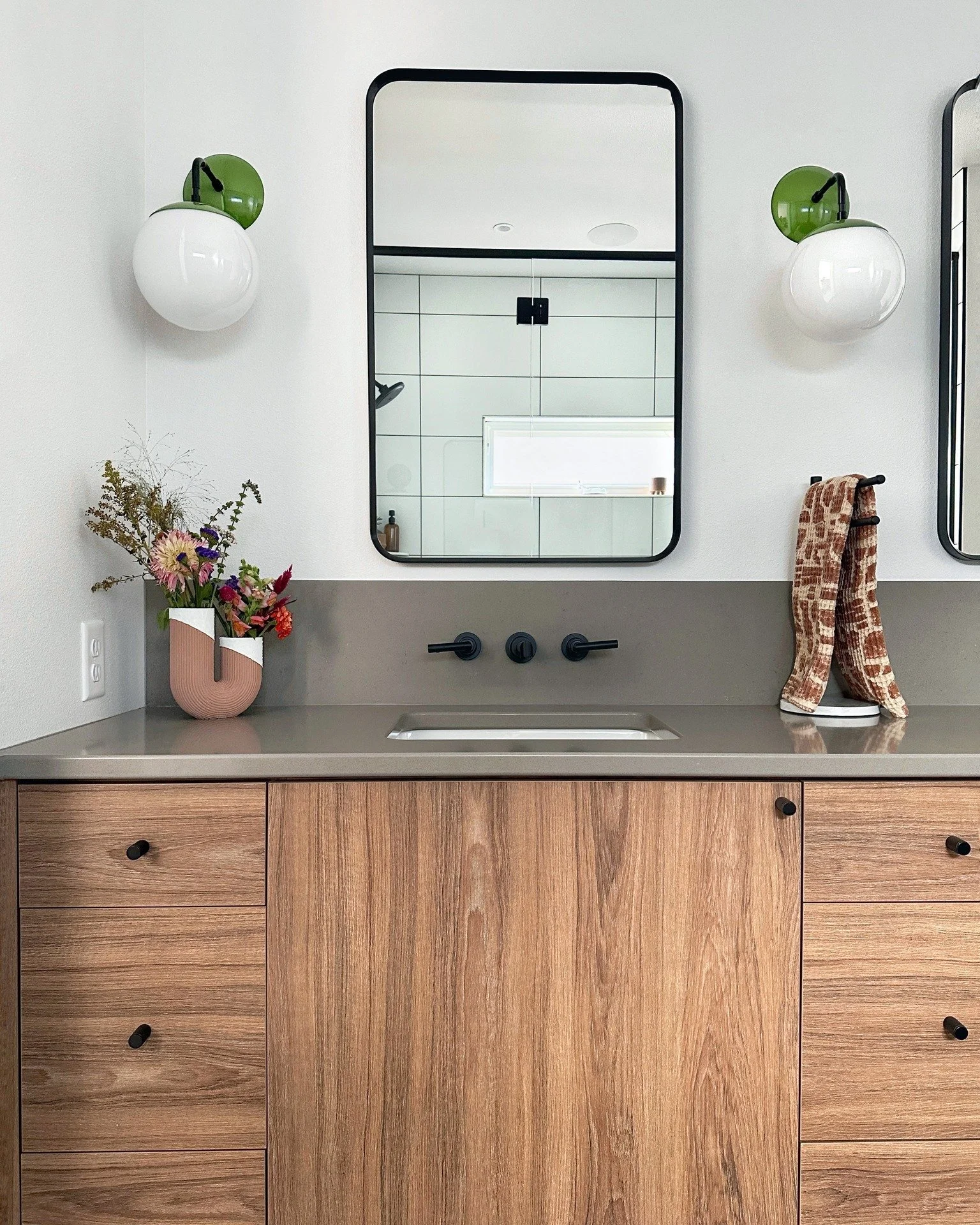 After 7 years in residential design these are the 3 beliefs that have never changed ➡️

➡️ Your home should feel like YOU.

Not a showroom. Not a Pinterest board. Yours. The projects I'm still thinking about years later are always the ones that actua