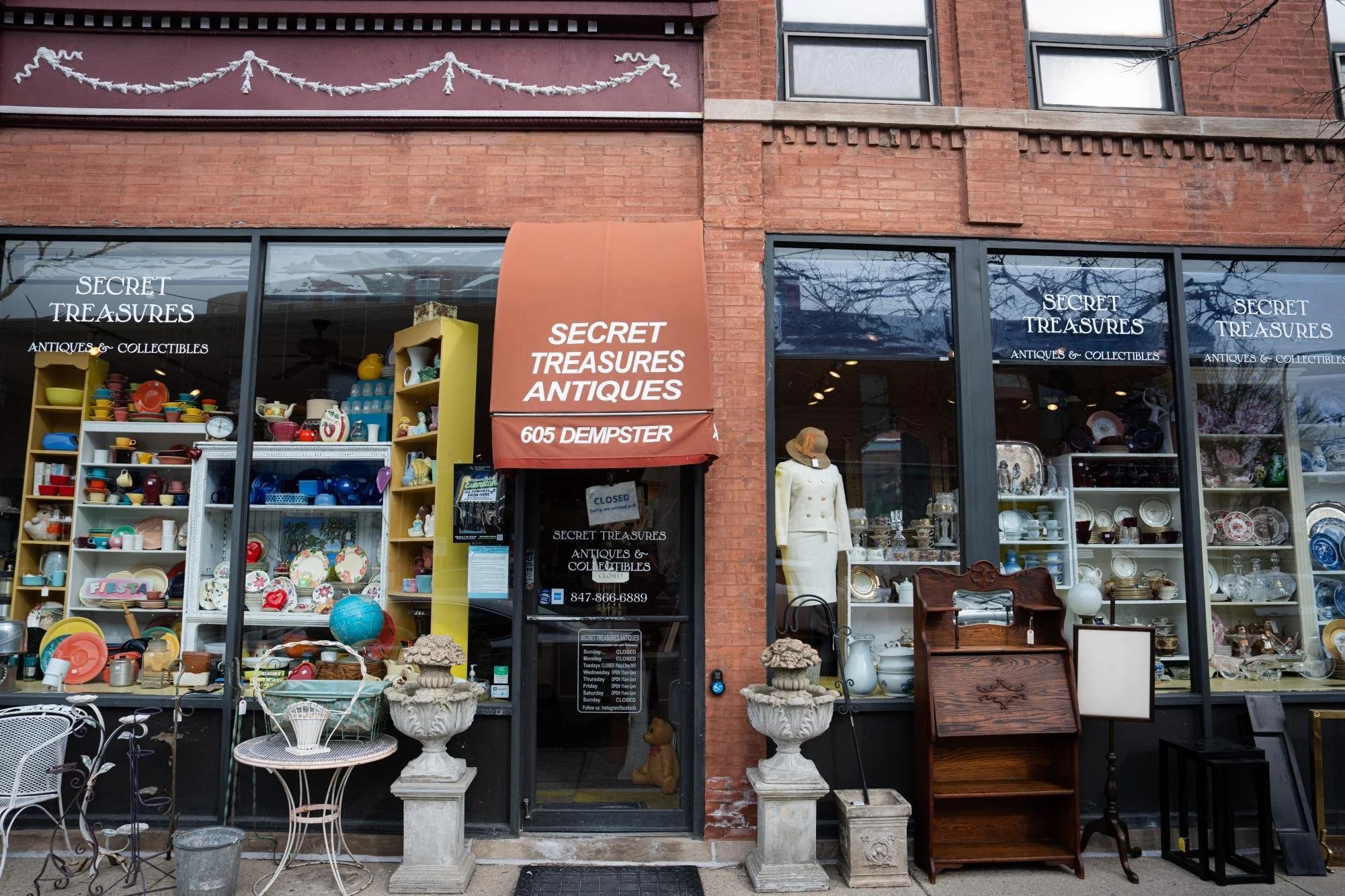 Secret Treasures Antiques &amp; Collectibles sits on Dempster Street and offers reasonably priced antiques. The store has been in Evanston for over 32 years.