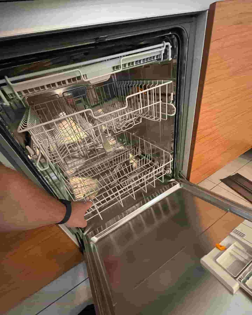 Get help with Commercial Dishwasher — Appliance repair Los Angeles-National  Appliance Repair