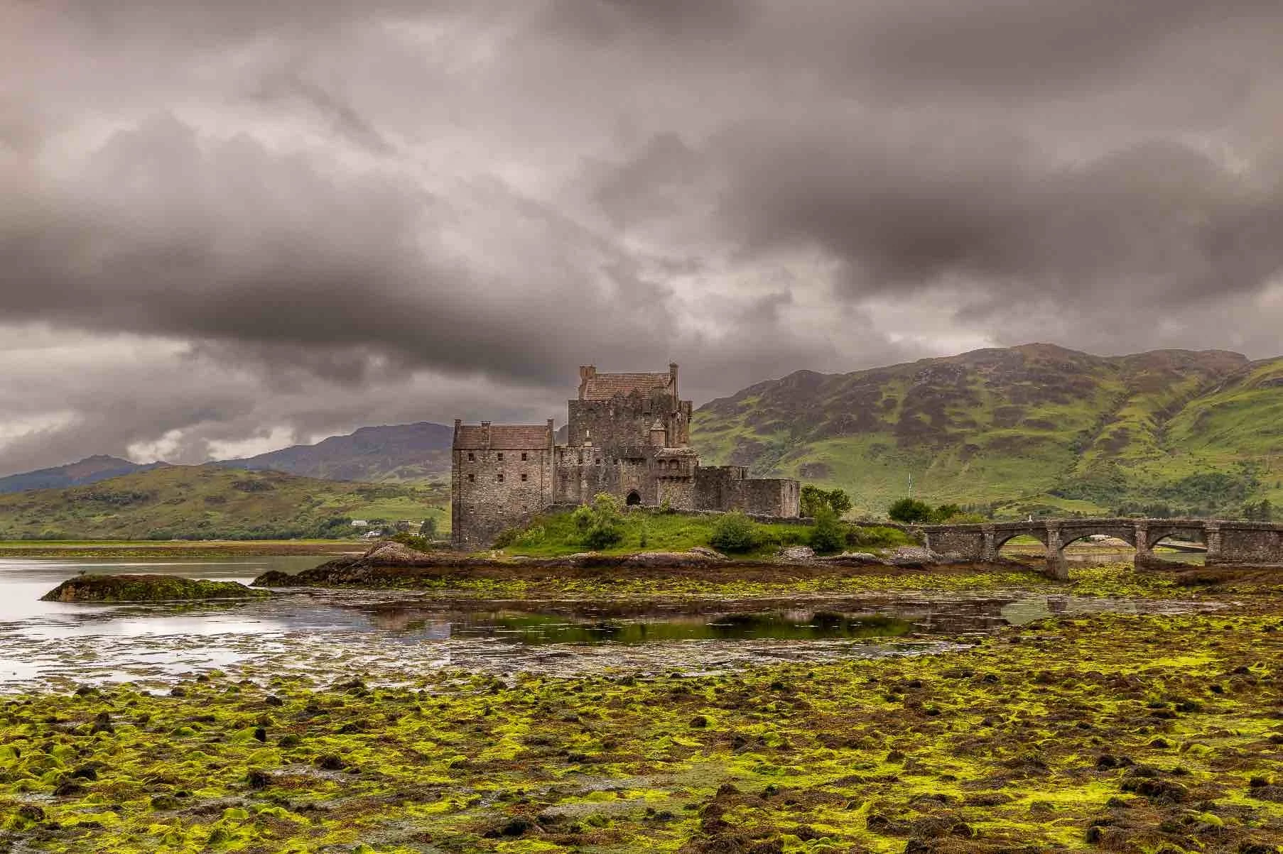 compressed_Eilean Donan.jpg