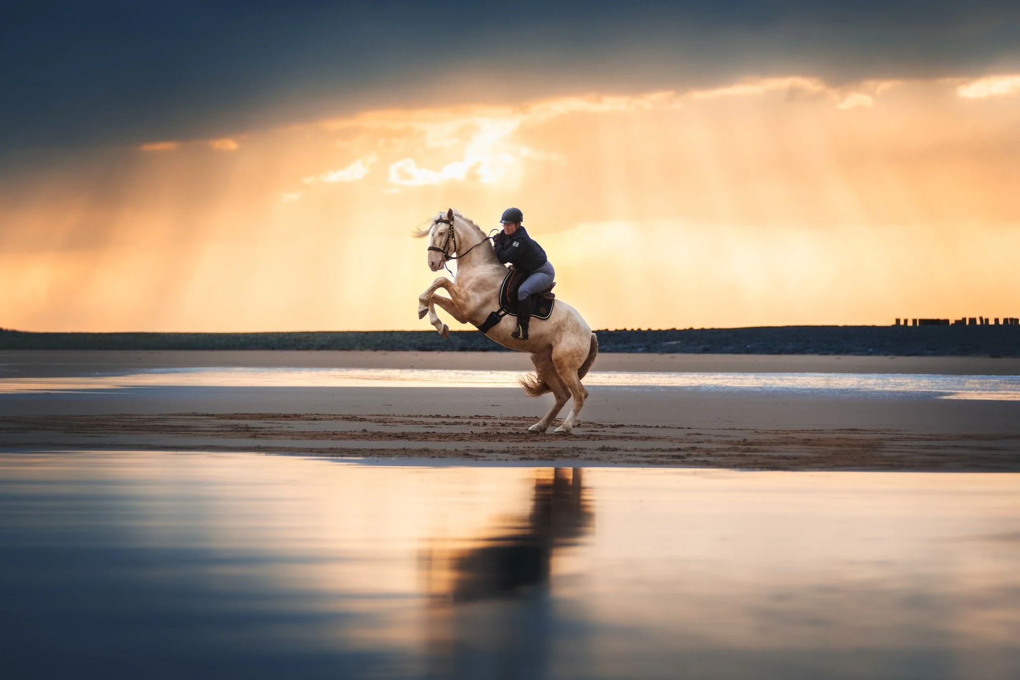 Meine Bildbearbeitung 2022 vs. heute 
Dramatischer und doch harmonischer. Mehr Farbkontraste, weniger Sch&auml;rfer. 
Welche Version gef&auml;llt euch besser?