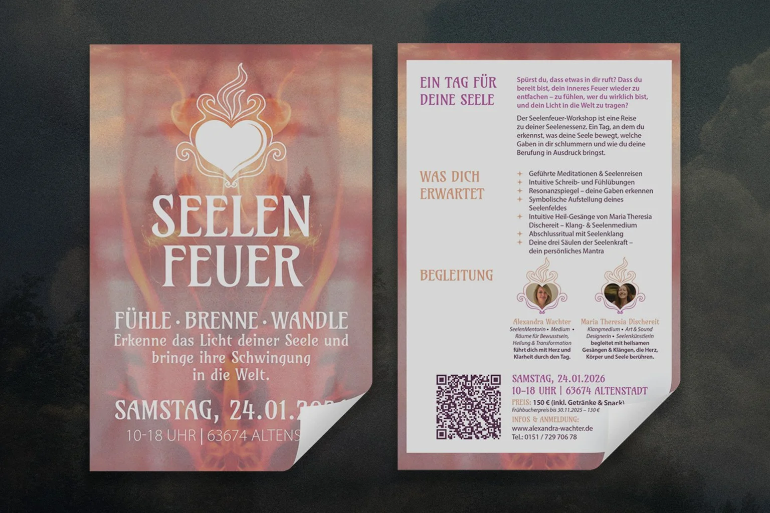 Vorder- und Rückseite eines Flyers in Pastellfarben Rosa, Pink und Aprikot. Ein großes Logo mit dem Schriftzug Seelenfeuer ist auf der Frontseite zu sehen. Das Hintergrundbild zeigt eine abstrakte Collage mit Flammen-Formationen.