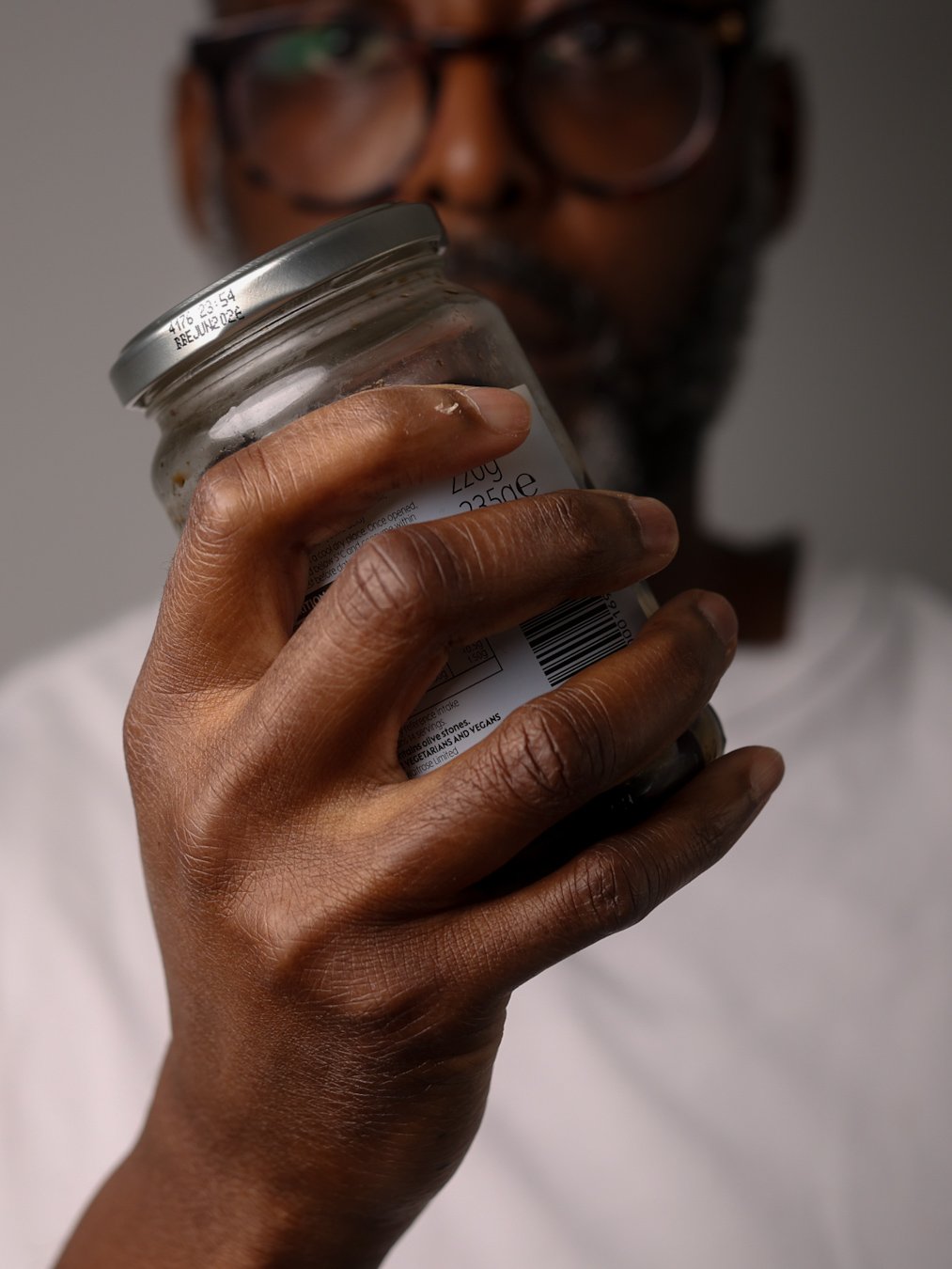 LeslieAwuah_hands1.JPG