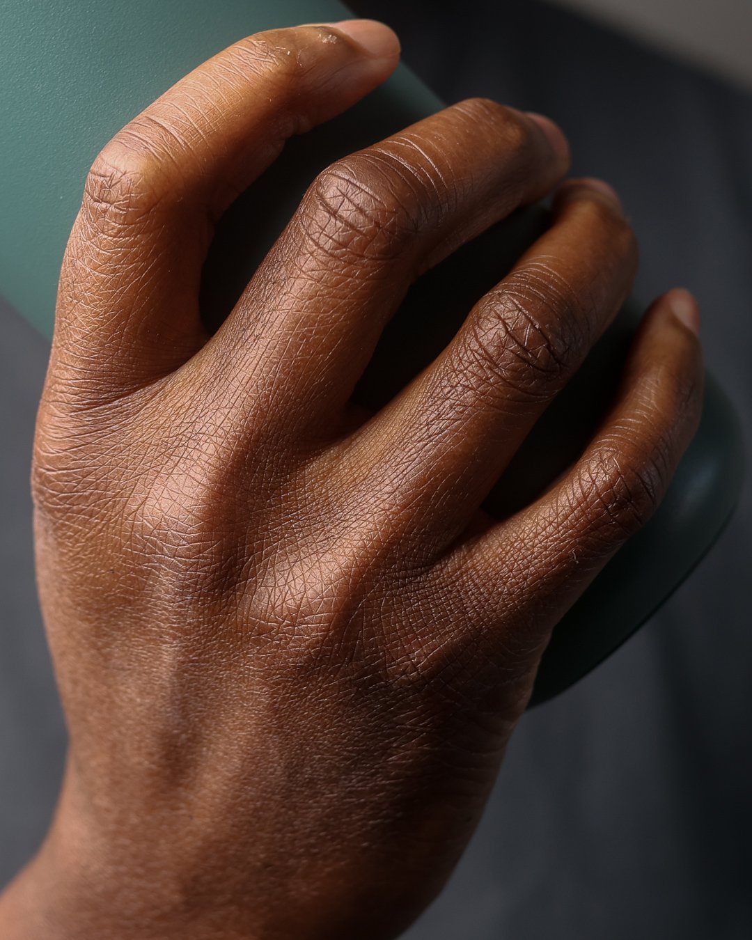 LeslieAwuah_hands6.JPG