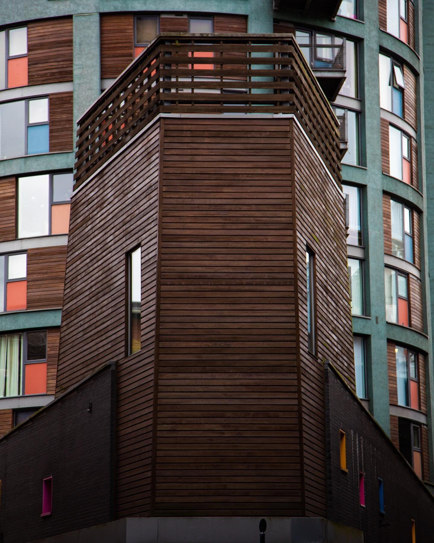 Architectural Gem in Manchester 💎

#manchesterarchitecture #youngphotographer #studentphotographer #architecture #mcrbuildings #oxfordroadmanchester #universityofsalford #uosphotography #photographymanchester