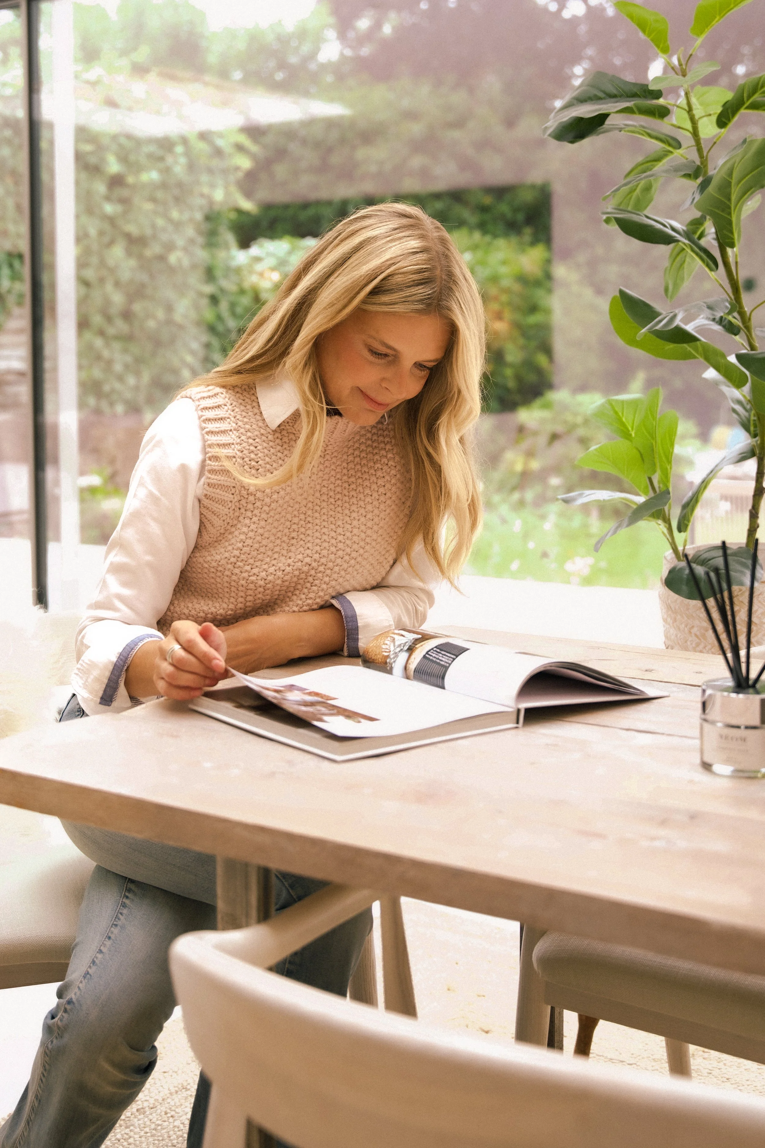 Donna C 7 by James_Nicklin_photography.jpg