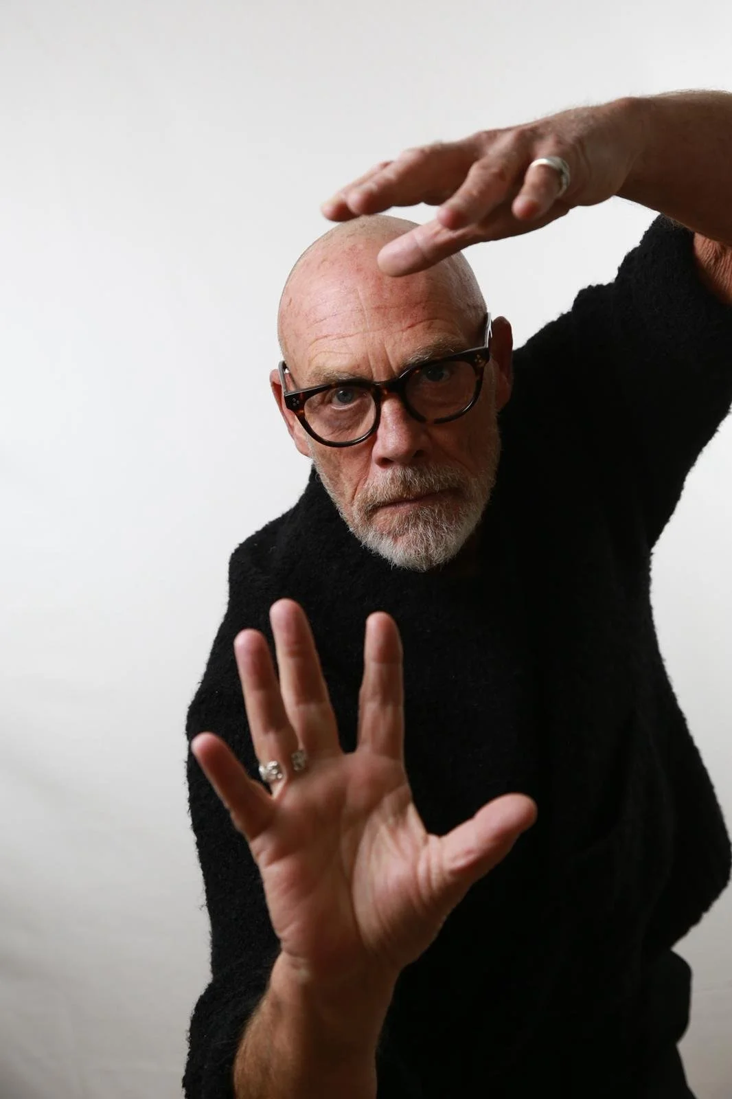 20 Graham Martin phot by Lucian Tsui.jpeg