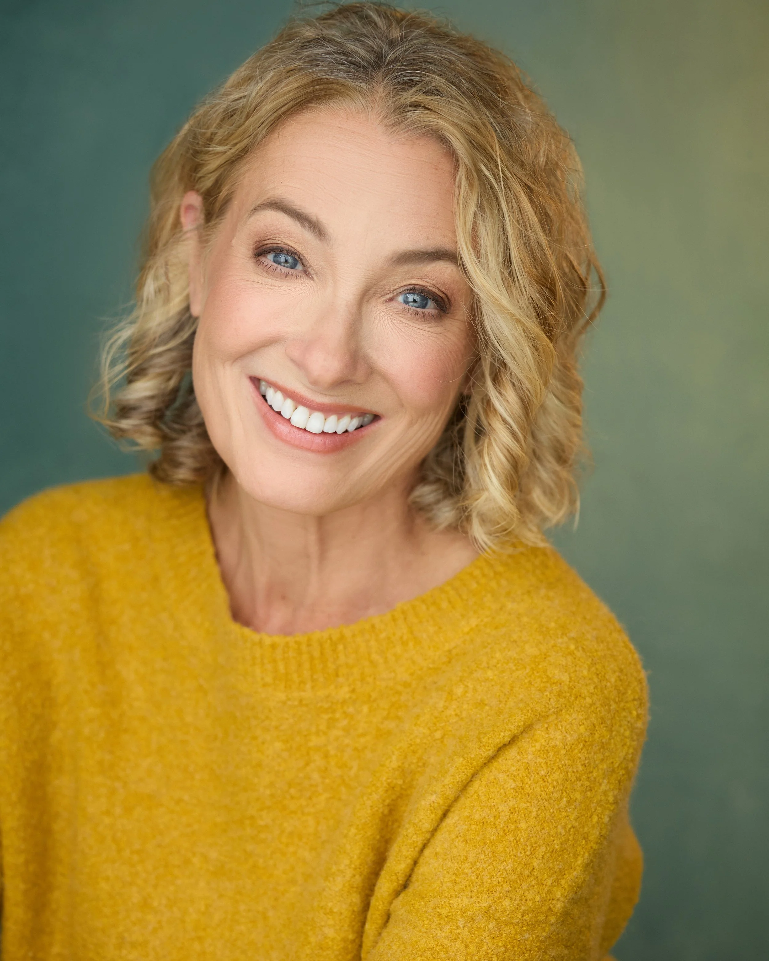 TraceyLsmile- AdamHills photographer - Copy.jpg