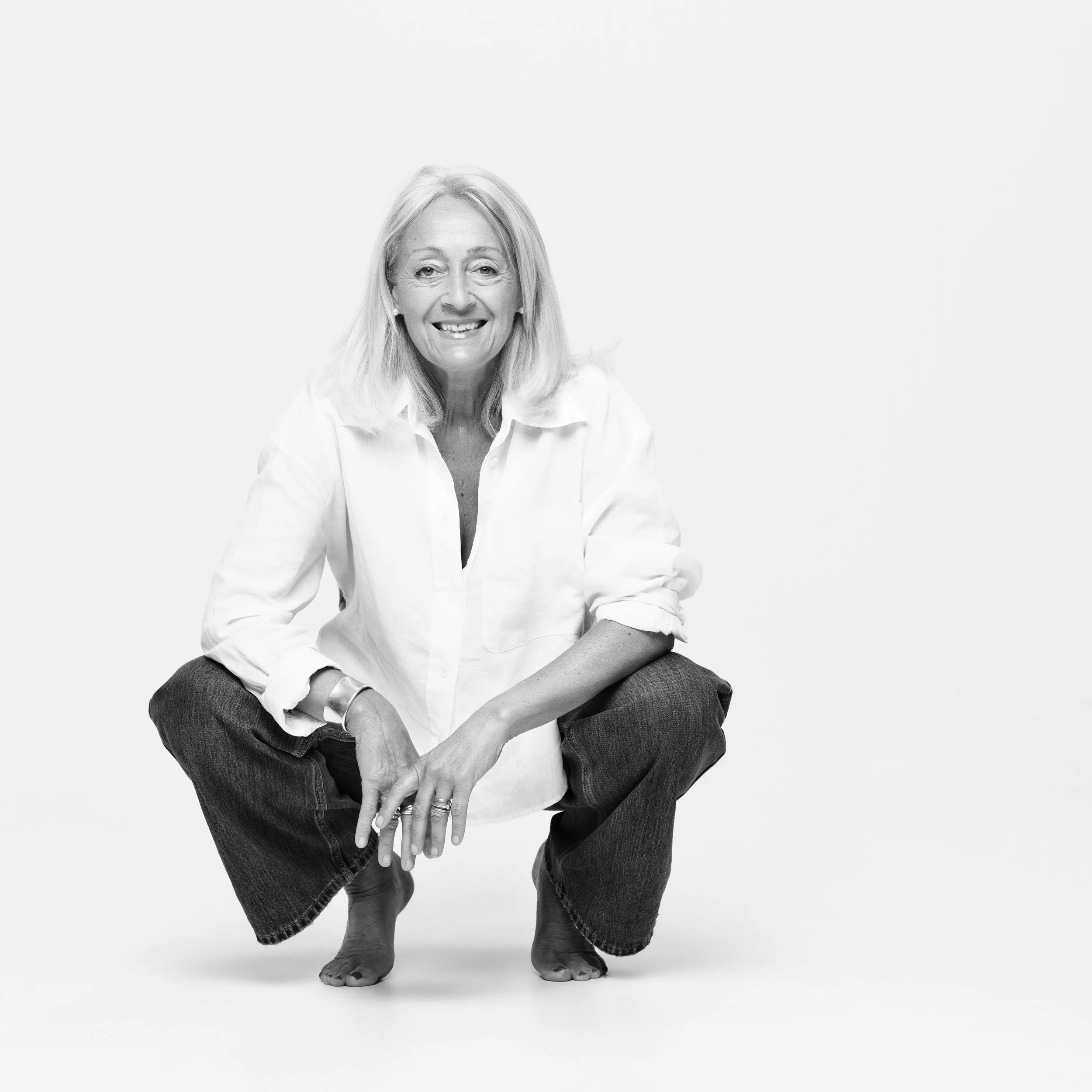 2025.05.29 Laura Southern by Colin Hawkins -614bw.jpg