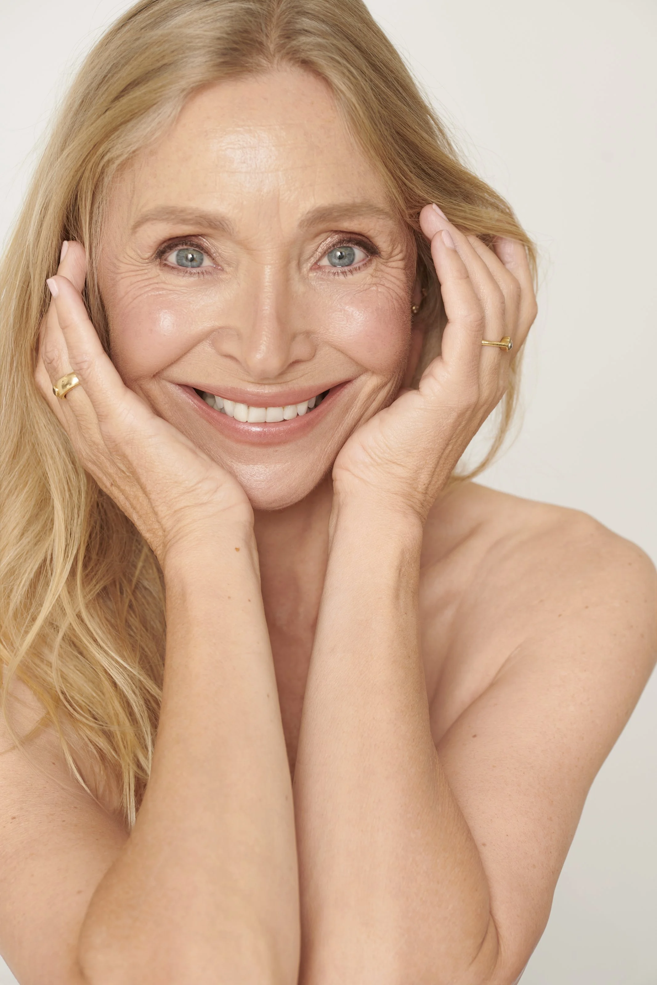 Saskia S beauty pic 3.jpeg