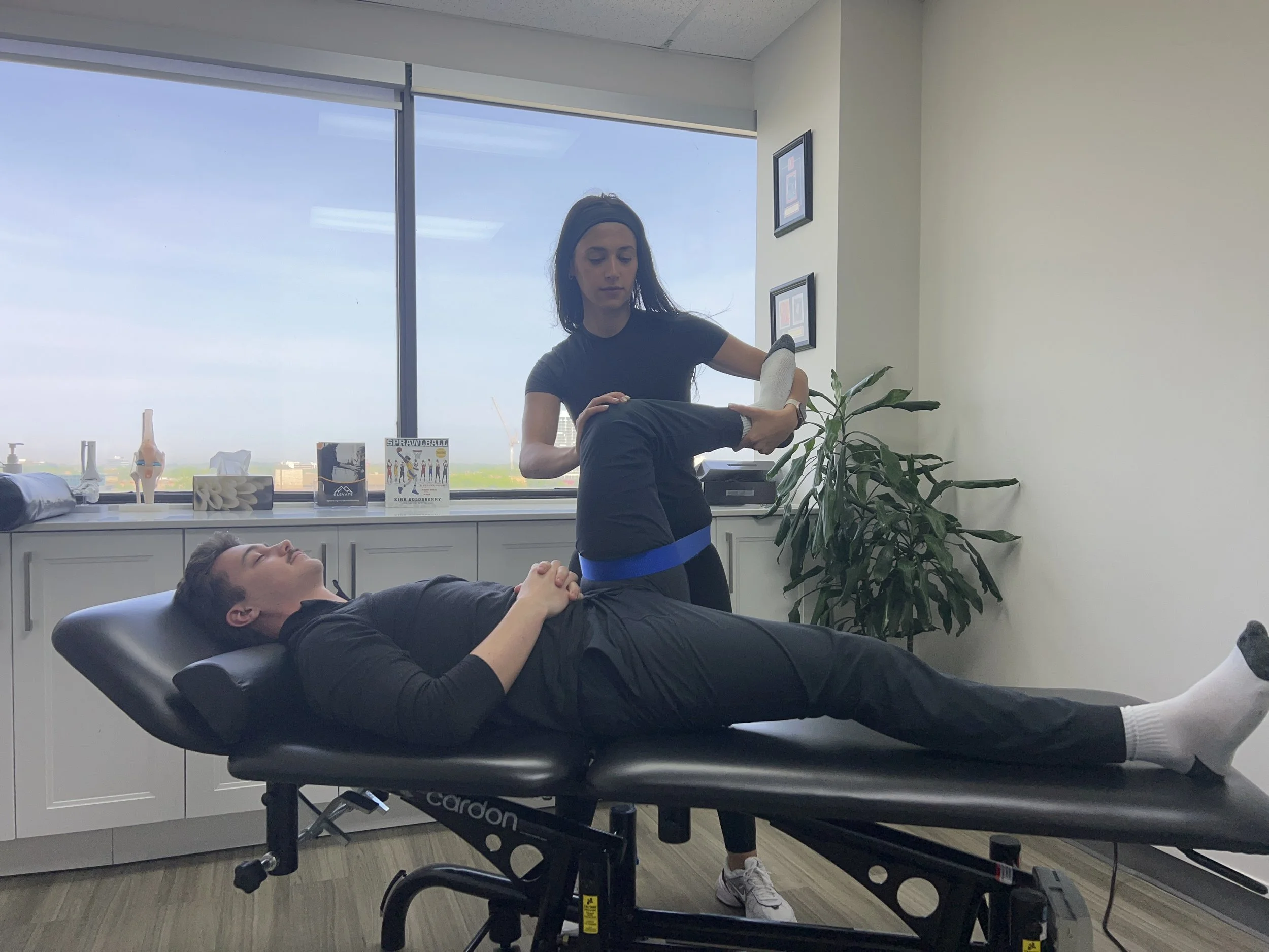Chiropractic and ACL Rehab: Supporting Your Whole-Body Recovery