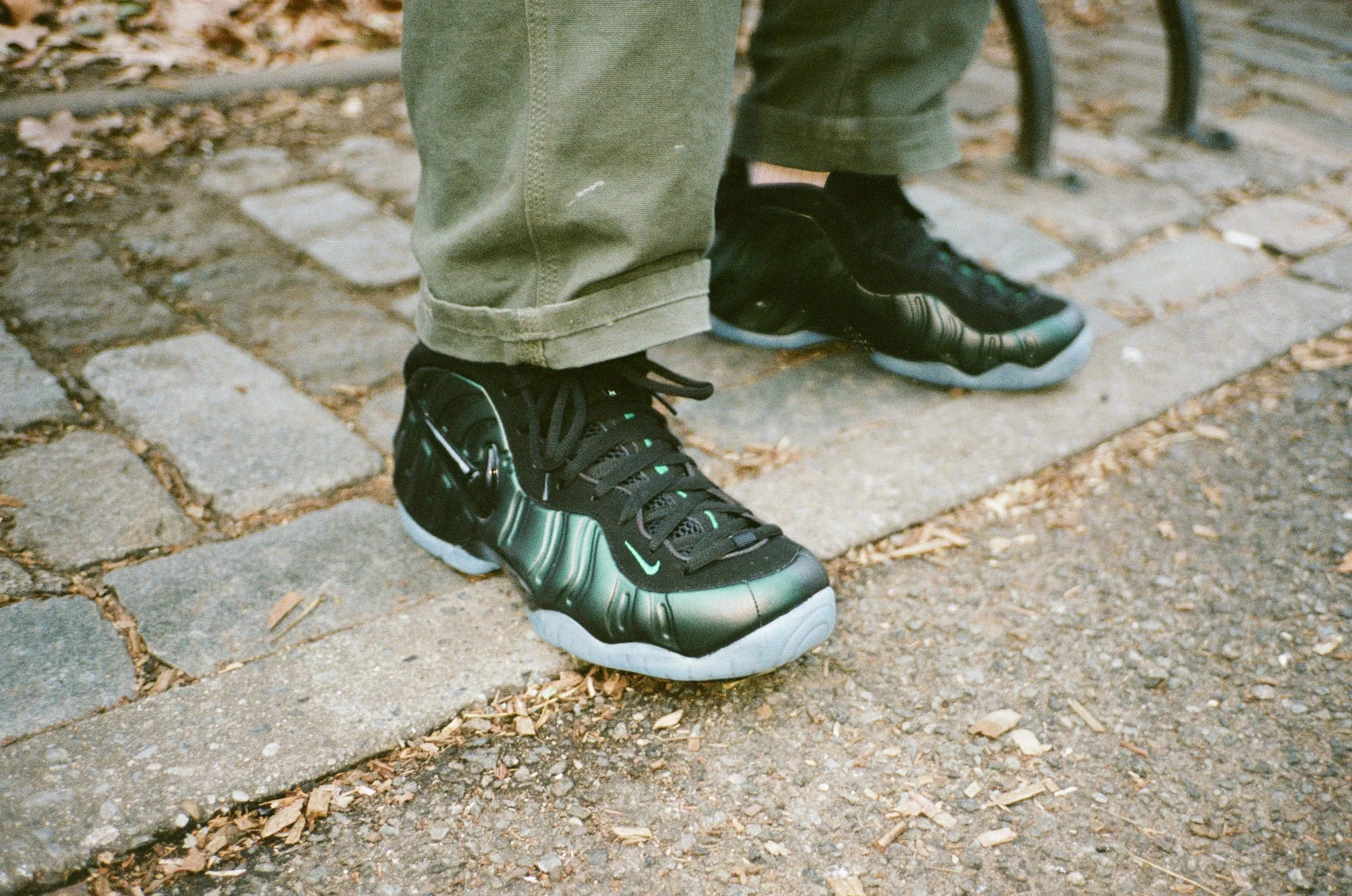 <a href="https://www.waqasghani.com/sns-dek-foamposite">SNEAKERSNSTUFF<br>Nike Foamposite feat. DEK</a>