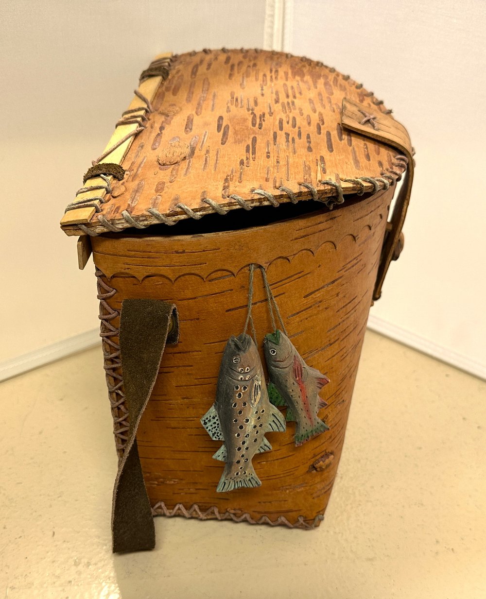 Fishing-Creel-Vintage-Tackle-Box