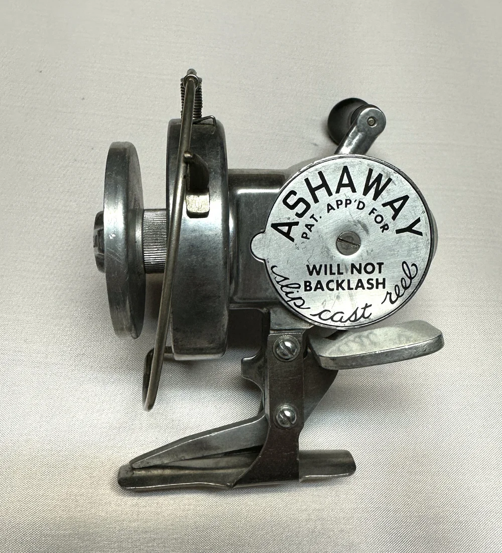 ANCIEN MOULINET POUR lancer marque CORMAXX Modèle 40 1S EUR 12,00 - FR
