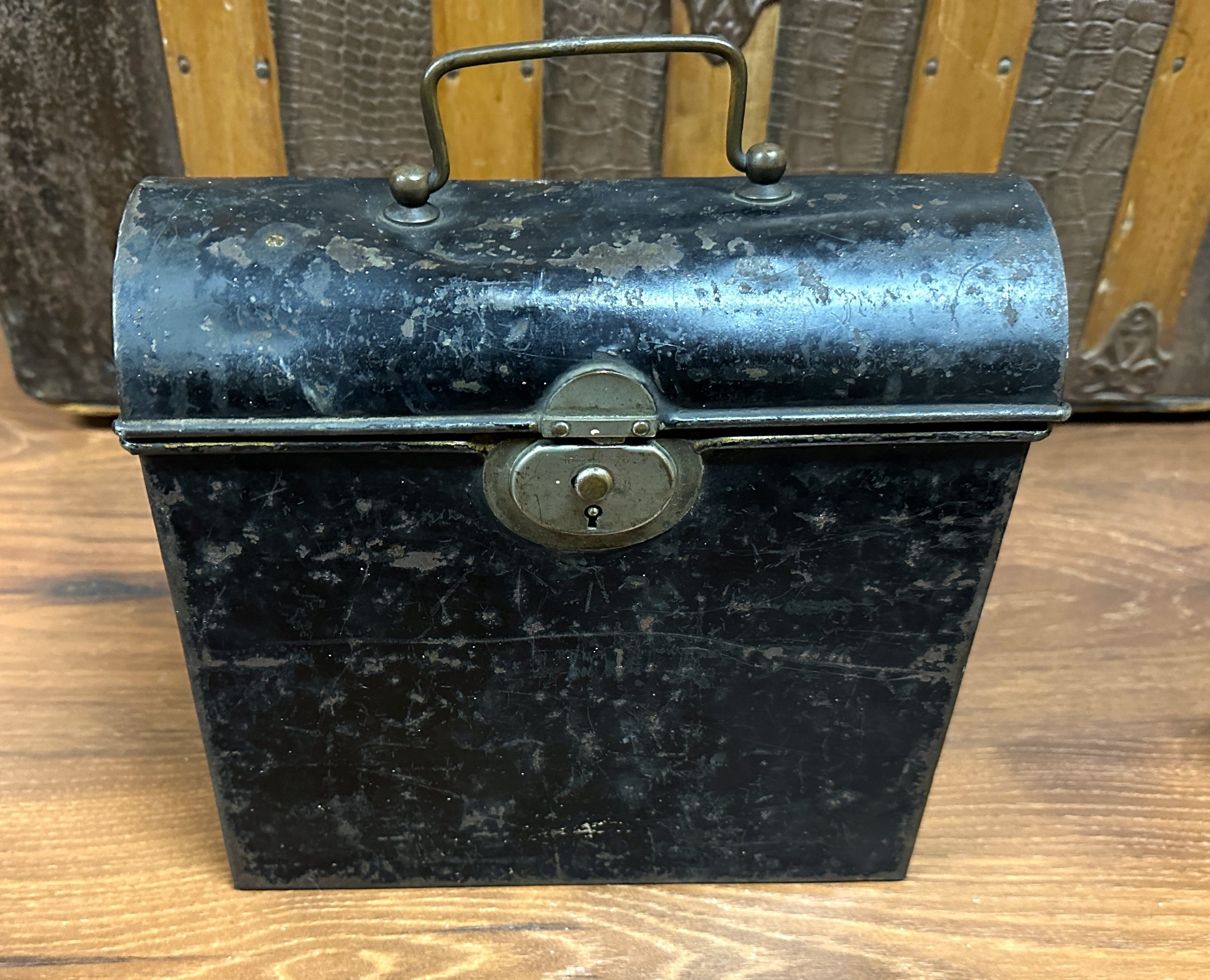 Shakespeare 19th century Tackle Box — Vintage Anglers