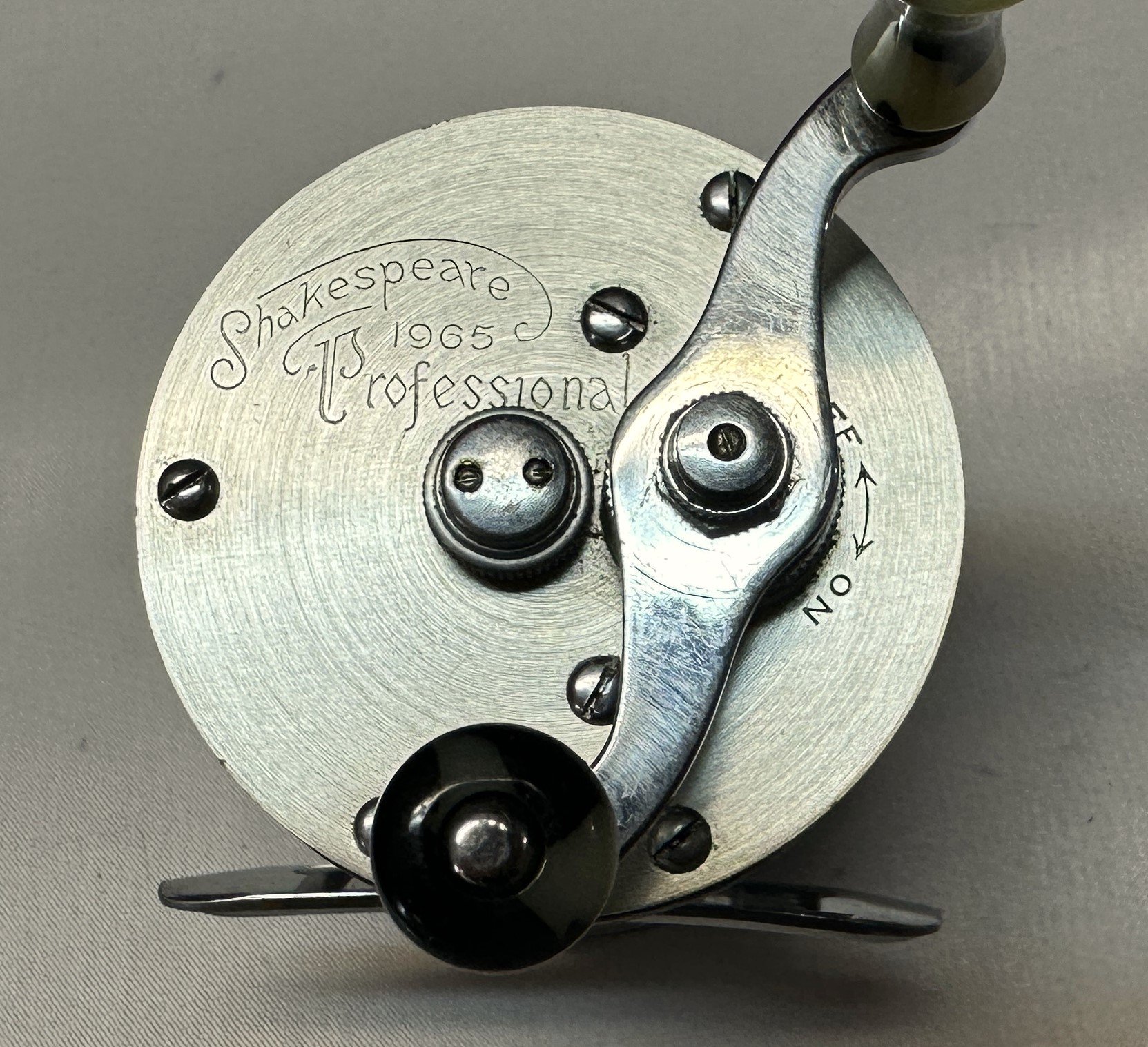 Shakespeare Model 1975 DH Bicentennial Baitcasting Reel — Vintage Anglers