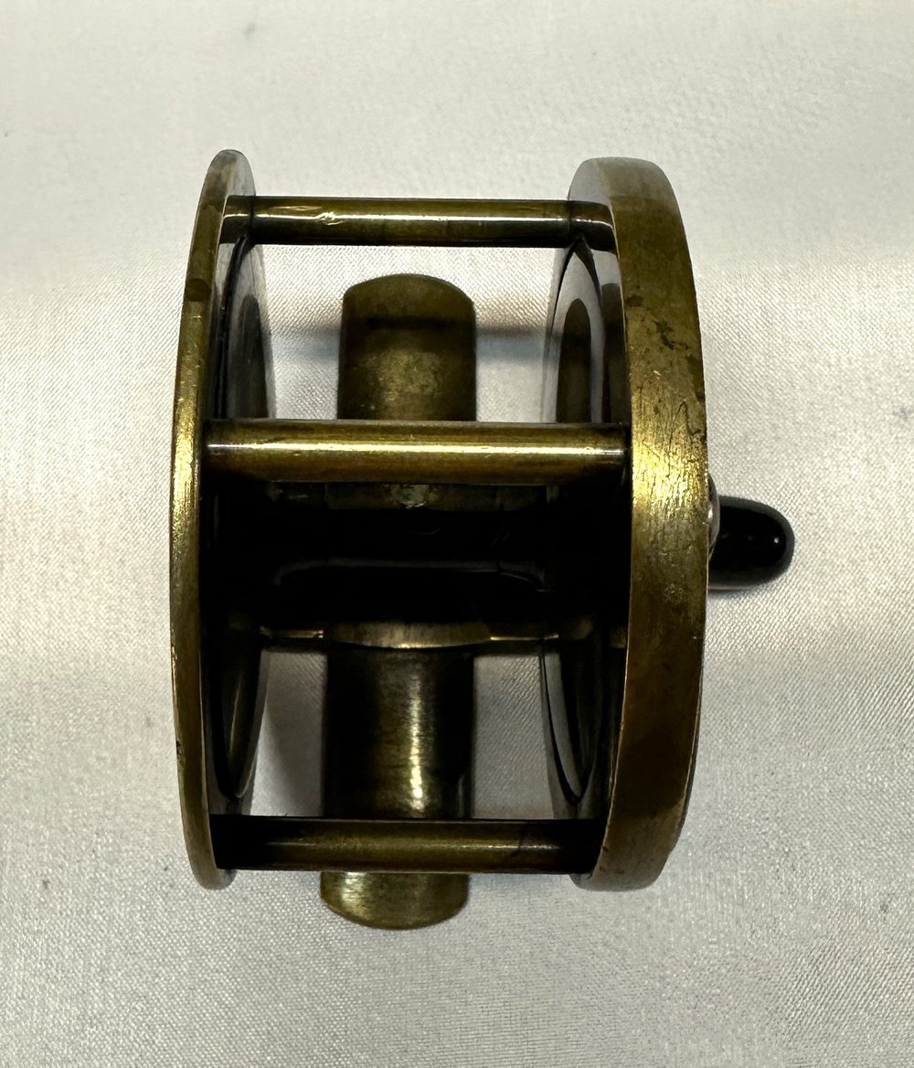brass fly fishing reel Winchester - #1319 this reel is your trusty companion Farlow 4 1/2" Brass Face