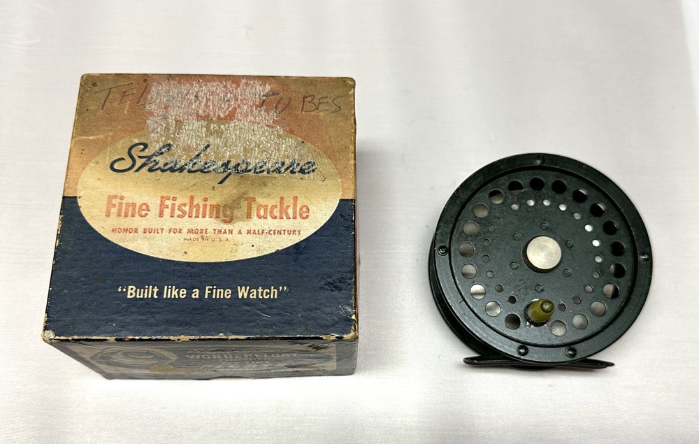 Shakespeare #1895 Russel Intrinsic Fly Reel with box — Vintage Anglers