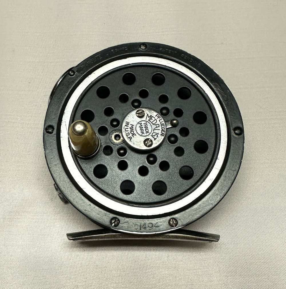 Pflueger #1494 ringer reel in as new condition! — Vintage Anglers