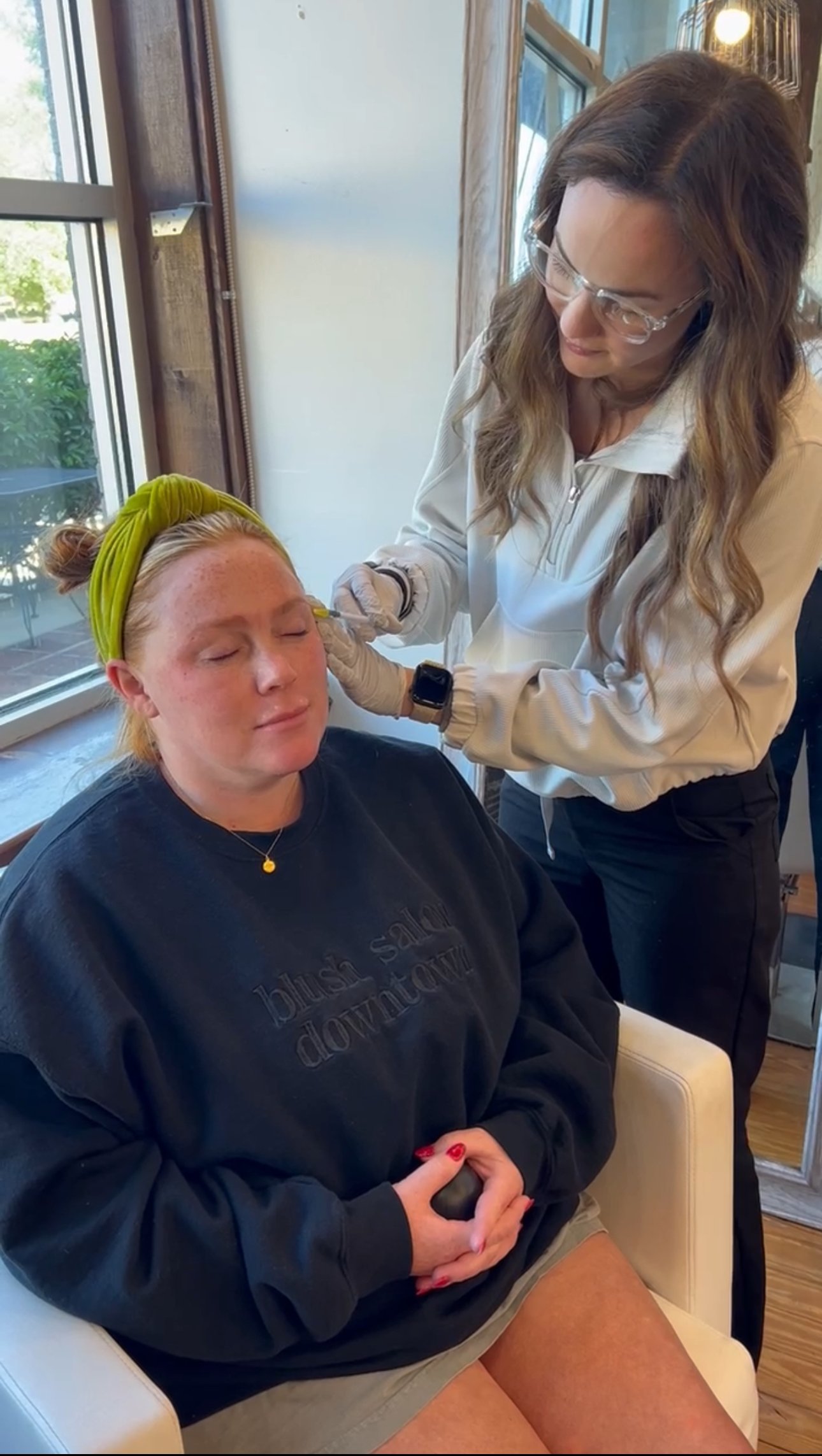 Sara Courtney, NP doing a Botox injection at Blush Salon in Hattiesburg, MS.jpg